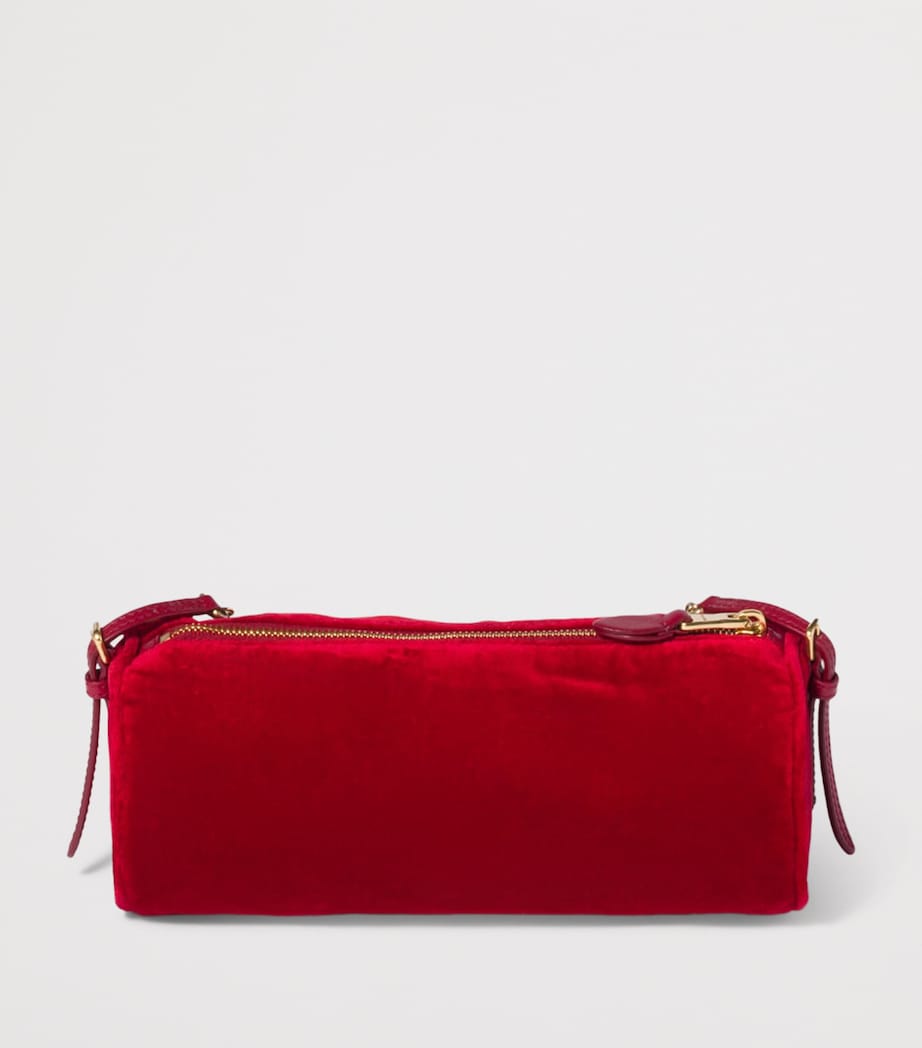 Velvet Logo Pouch F0011 Image 3