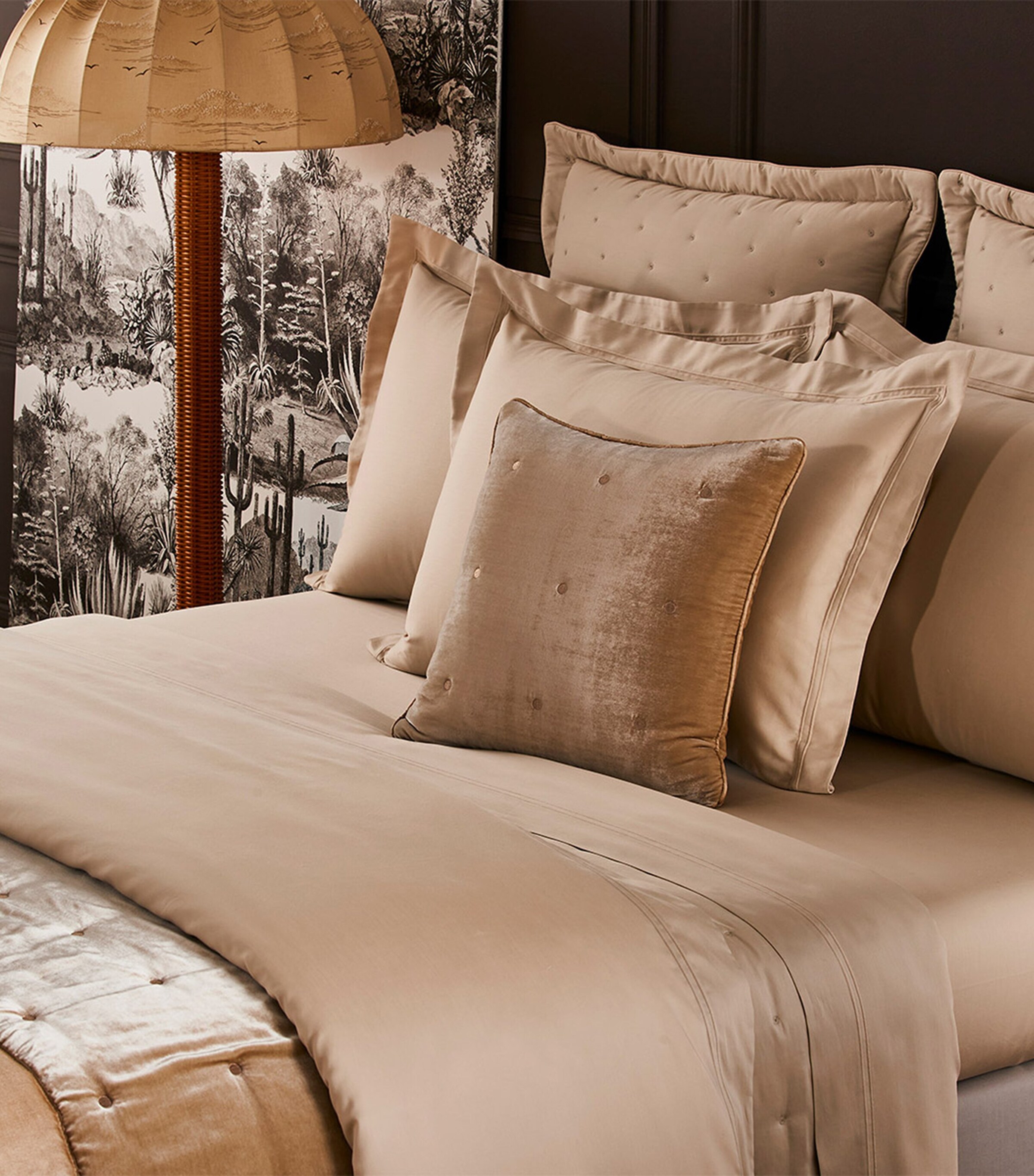 Yves Delorme Triomphe Double Fitted Sheet (135cm x 190cm) Dune Image 3