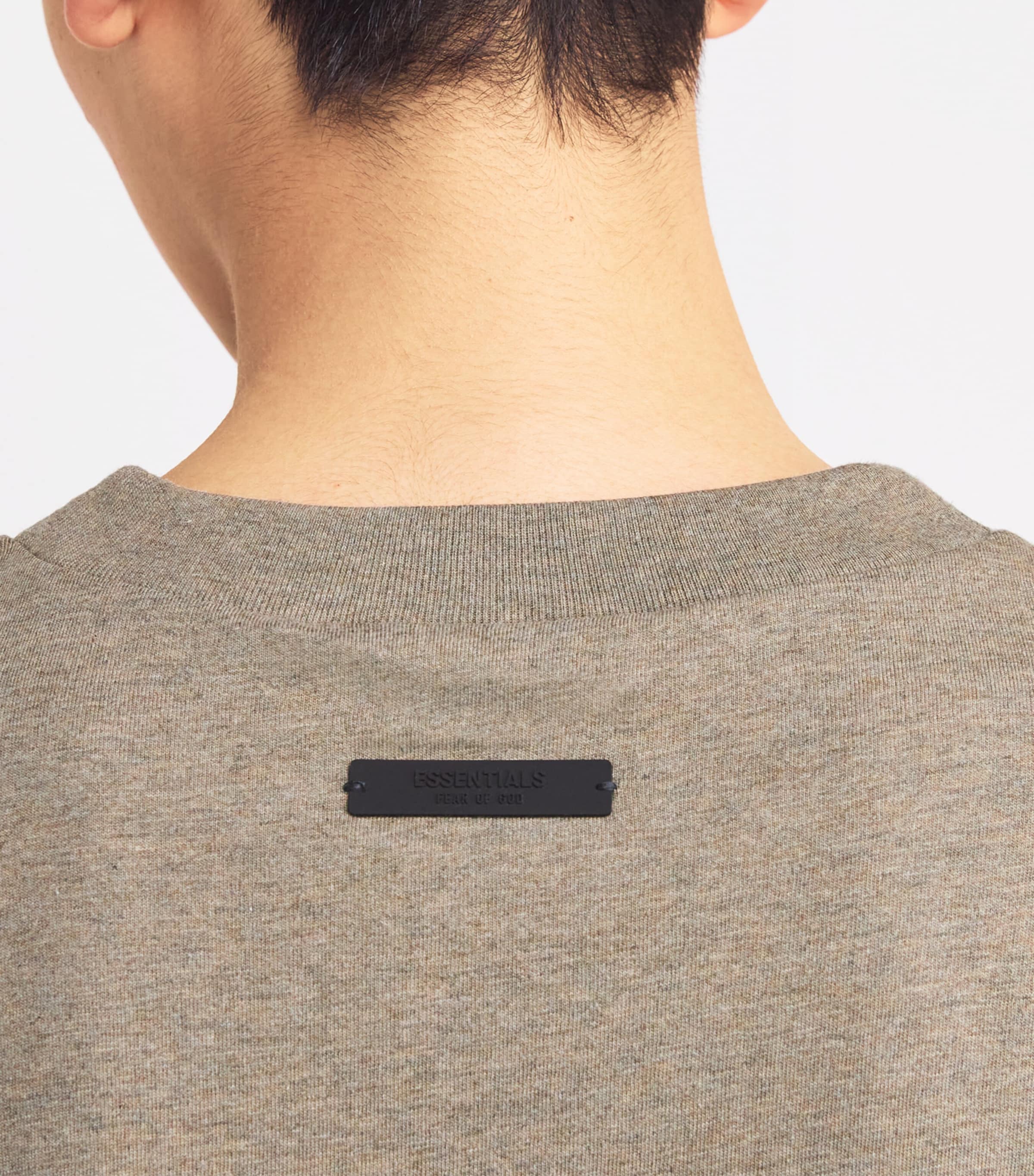 FEAR OF GOD ESSENTIALS Mens Long-Sleeve University Crest Logo T-Shirt Heather Gray Image 6