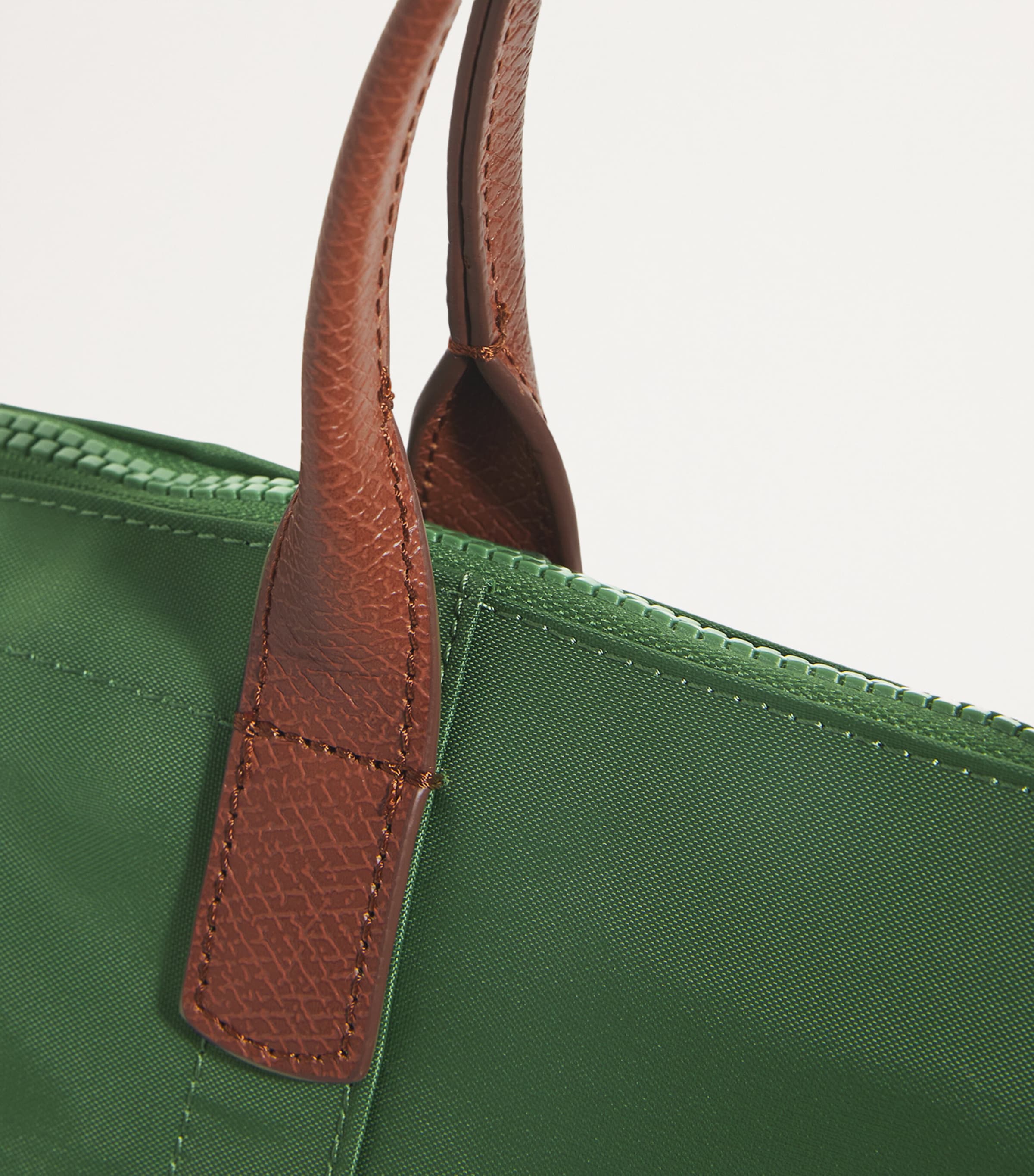 Harrods Grab Nylon Tote Bag | Harrods DE