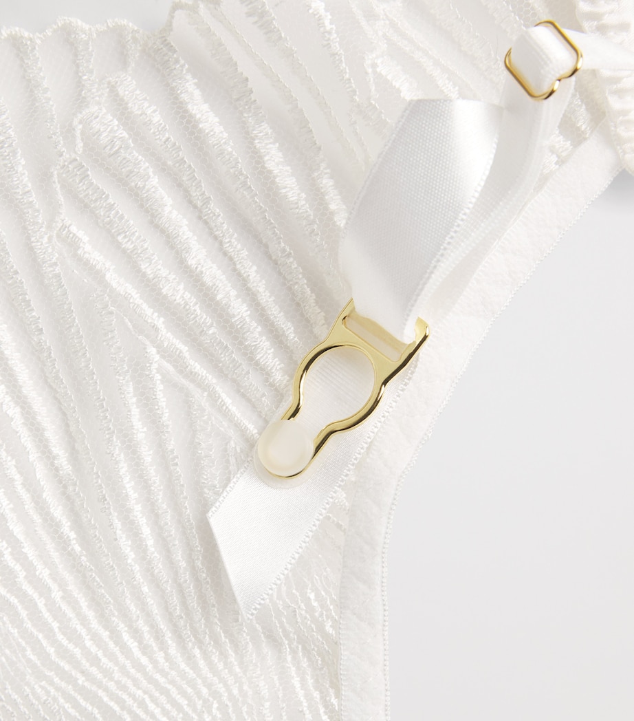 Coco De Mer Womens Stretch-silk Lace Athena Suspenders Ivory Image 2