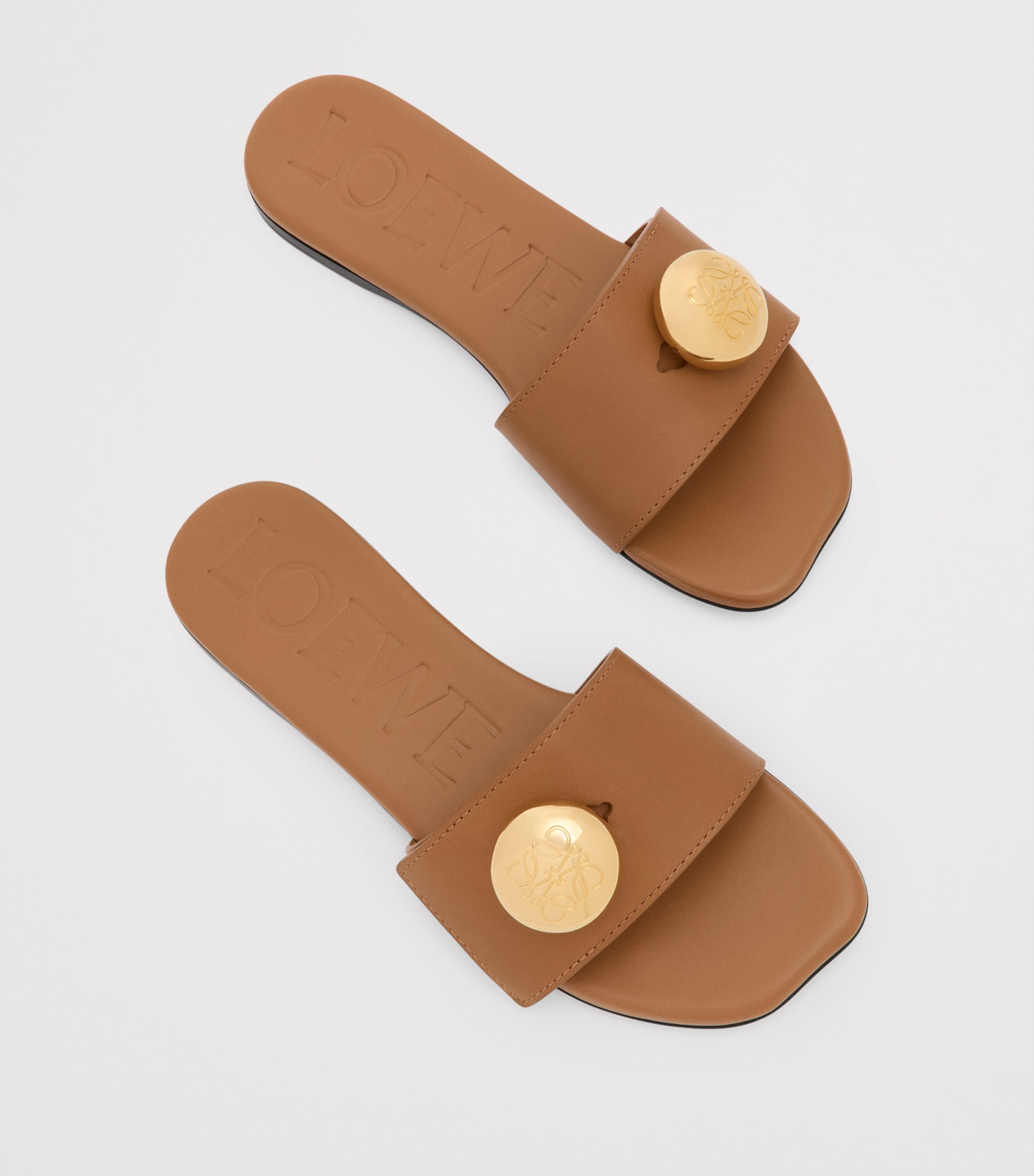 サンダル・ミュール Loewe Pebble Flat Sandals In Smooth Leather LOEWE Leather Pebble Sandals | Harrods US