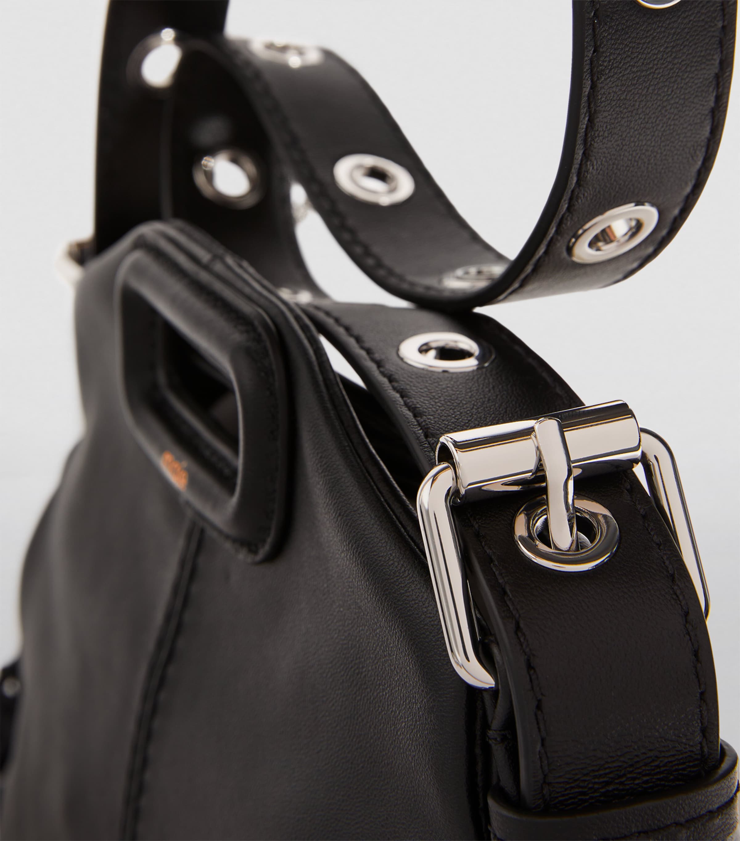 Leather M Top-Handle Bag BLACK Image 3