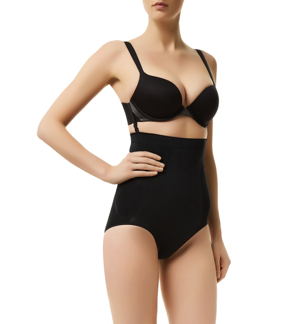 SPANXsculpt OnCore High-Waist Shaping Briefs - Firm Control VERY BLACK Image 3