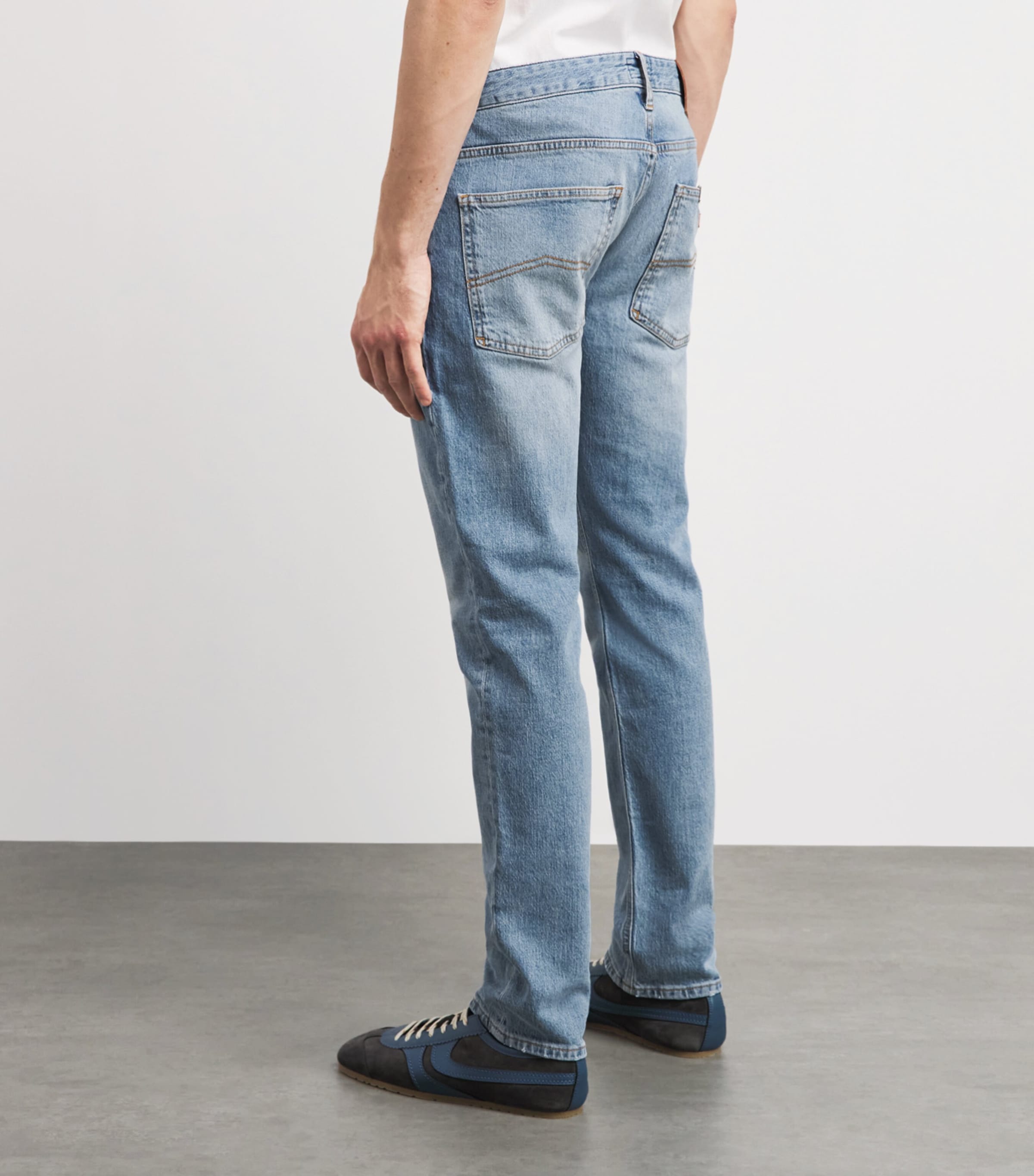 Emporio Armani Mens J06 Slim Jeans Image 5