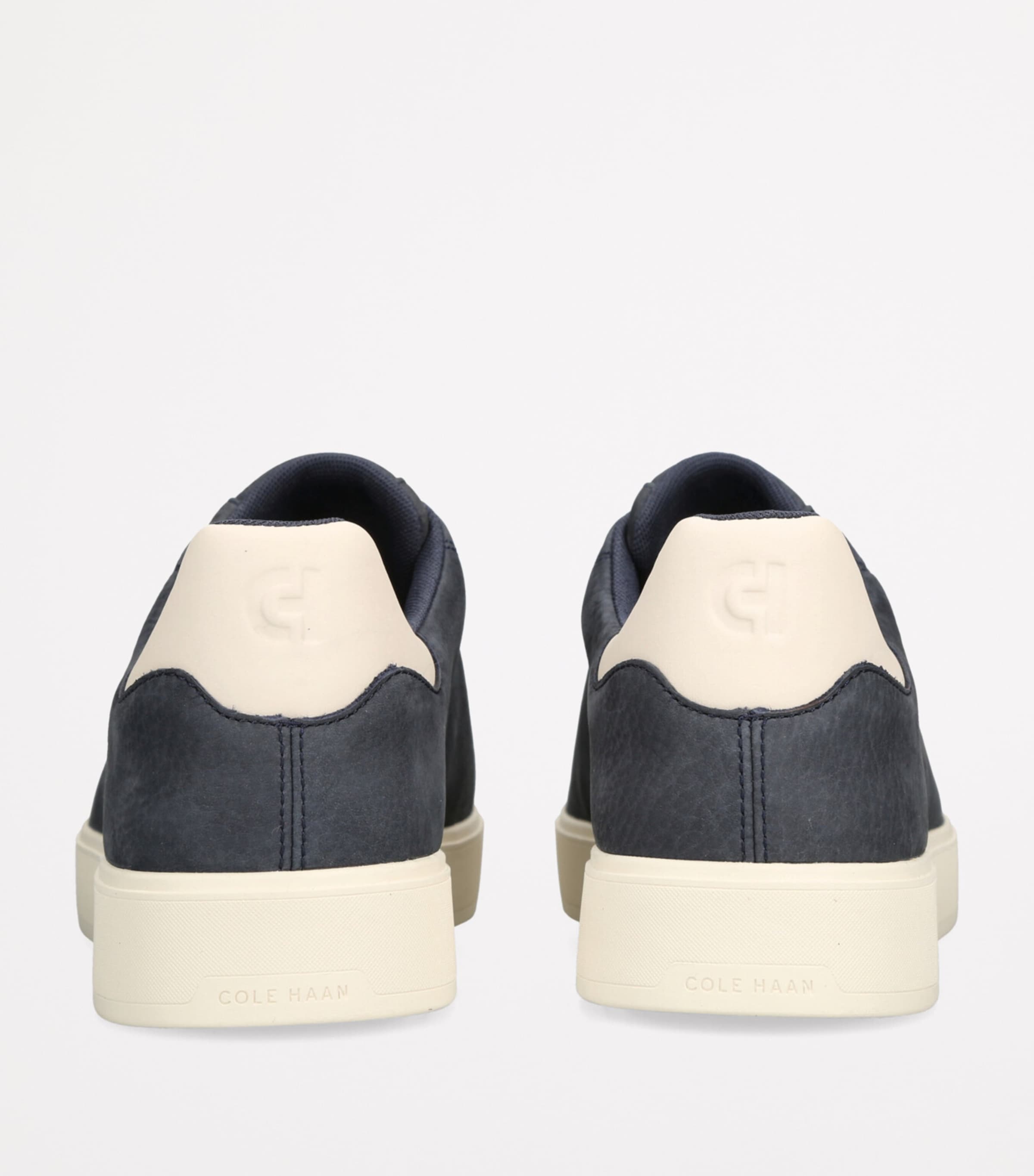 Suede GrandPrø Low-Top Sneakers NAVY Image 2