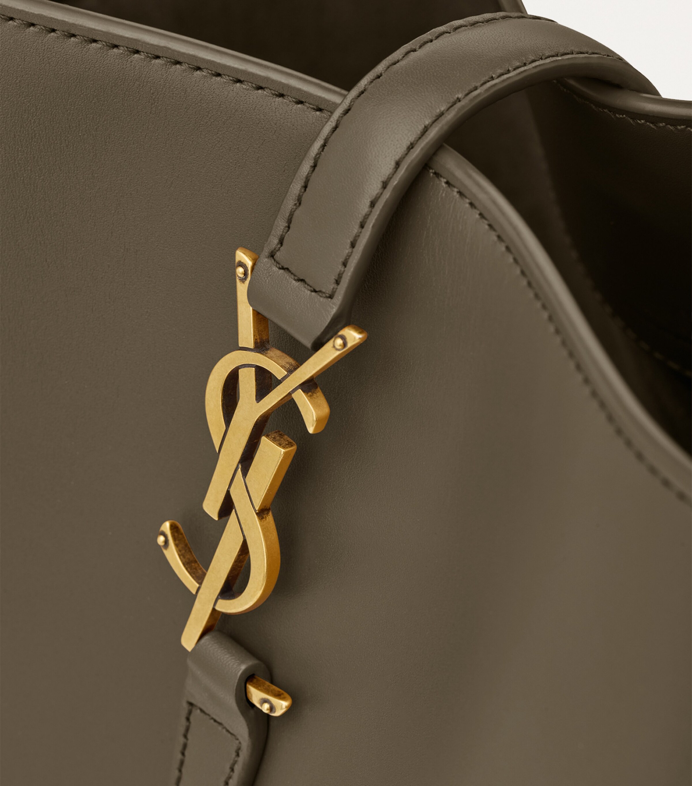 Saint Laurent Calfskin Le 37 Bucket Bag Image 7