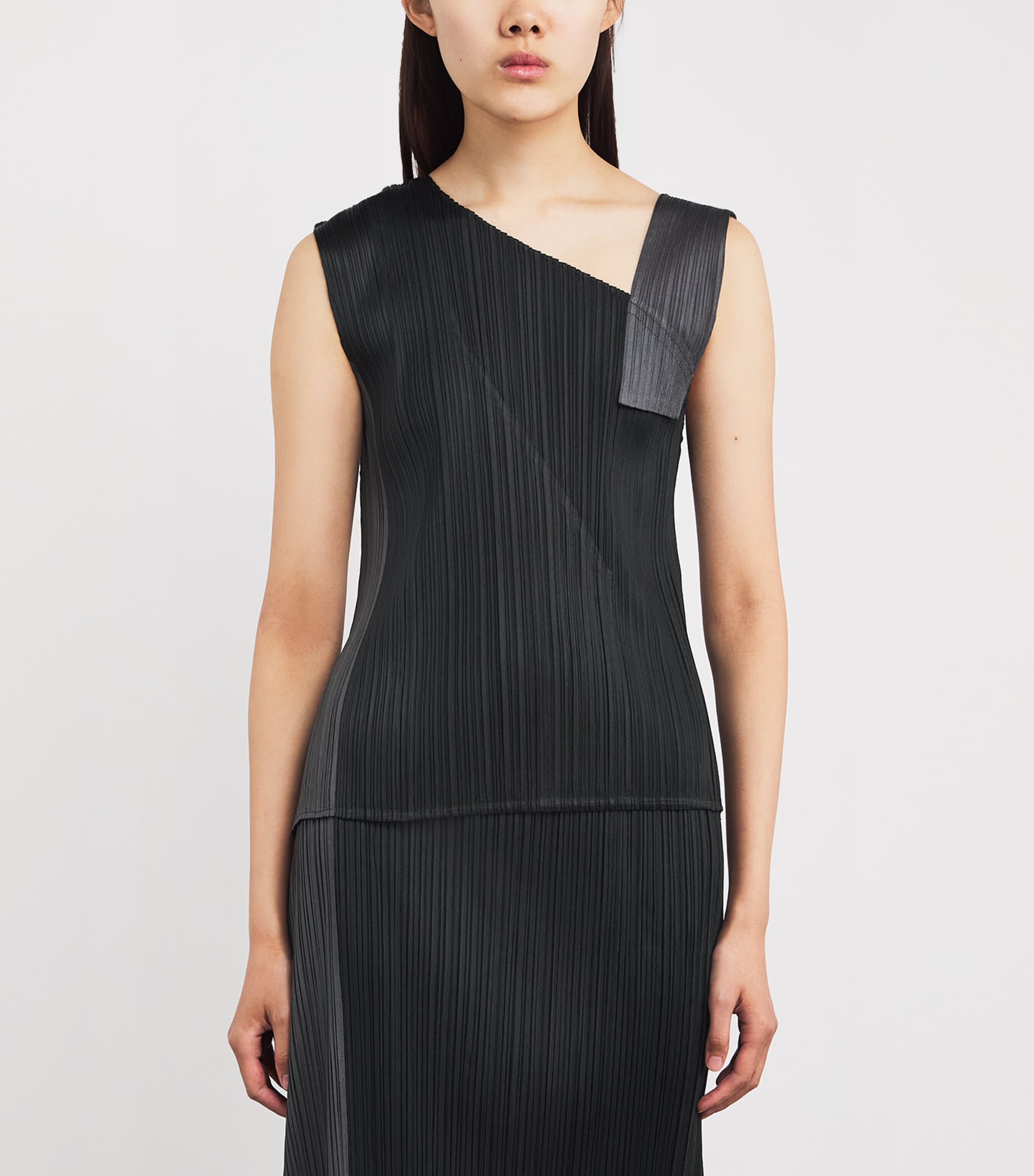 POINTE Sleeveless Top BLACK Image 3