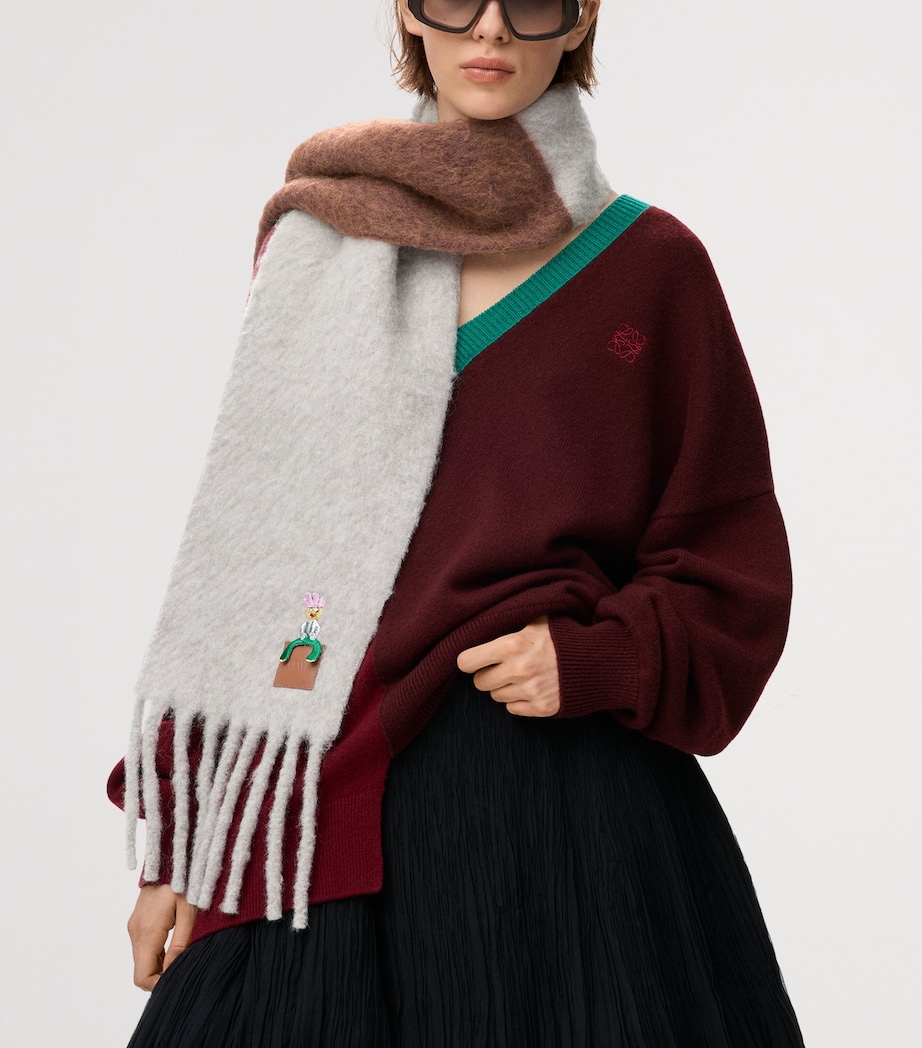 Alpaca-Blend Embroidered Scarf LIGHT GREY/BROWN Image 3
