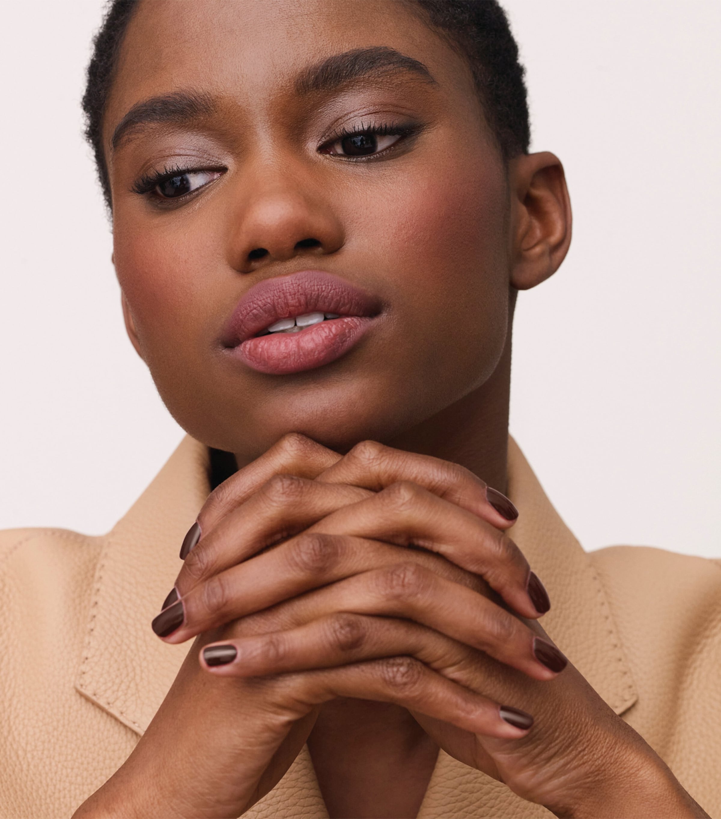 Les Mains Hermès Nail Enamel - 95 Brun Bistre 95 BRUN BISTRE Image 4