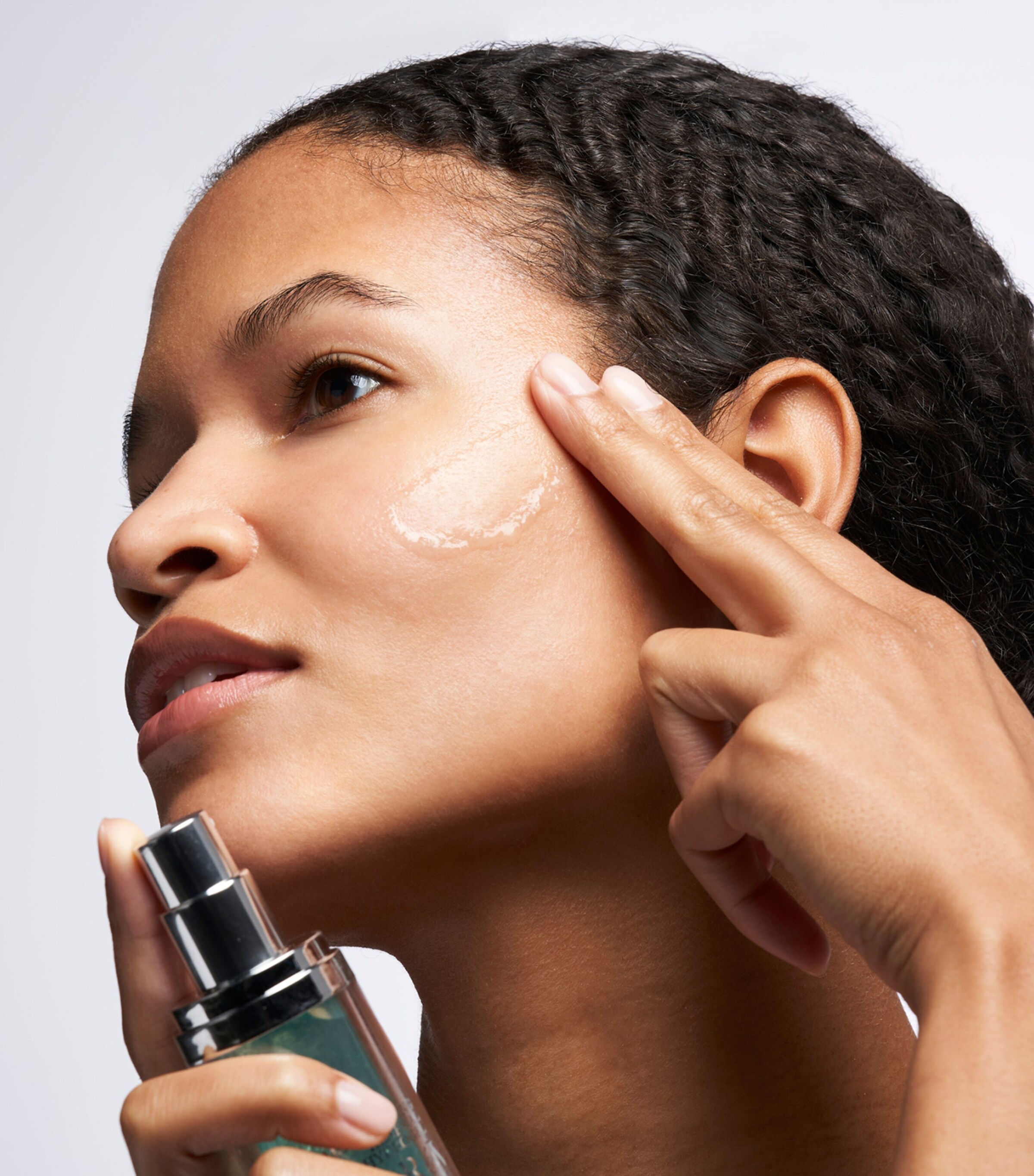 Moisturizing Renewal Hydrogel Targeted 4D Hydration Serum (30ml) NO COLOUR Image 4