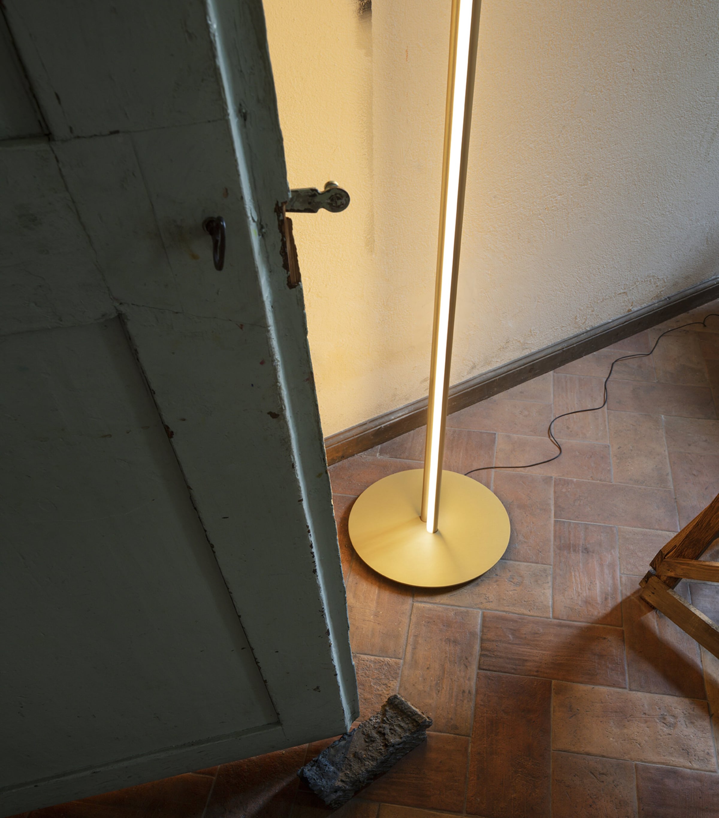 Flos Metal Coordinates LED Floor Lamp Image 3