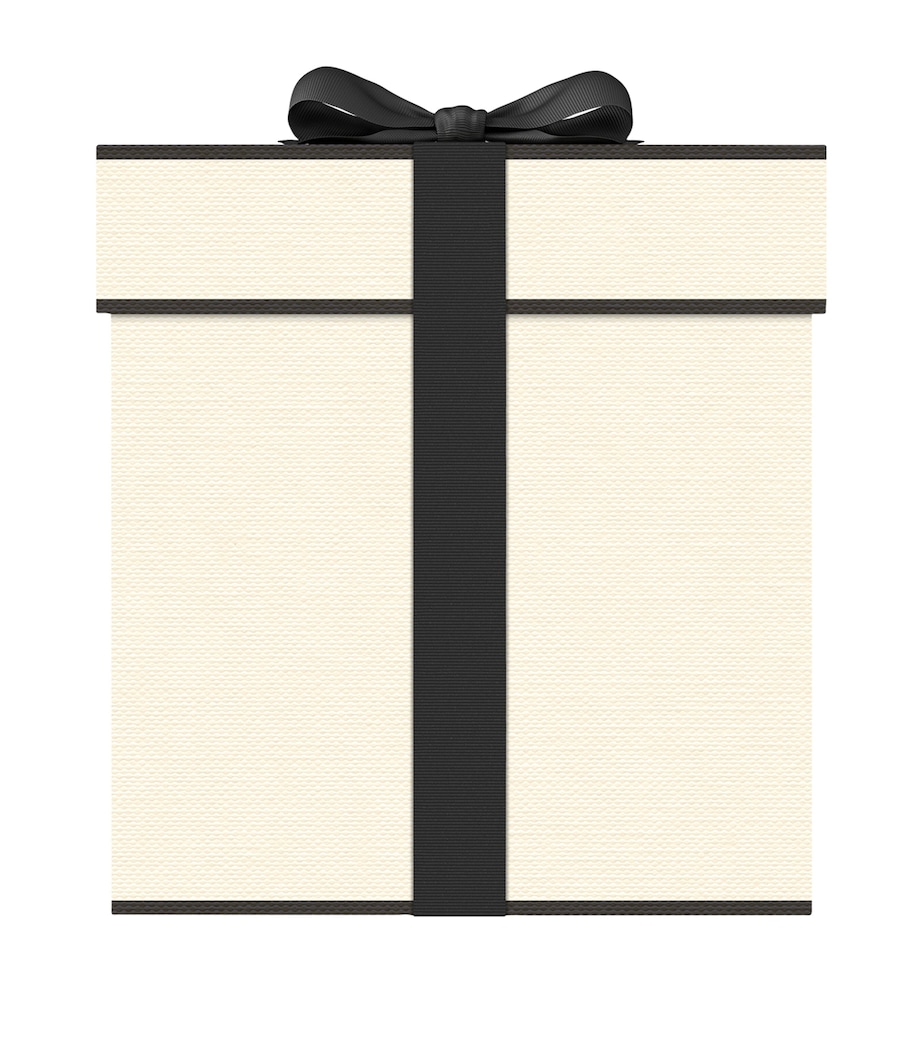 Velvet Rose & Oud Candle (600g) NO COLOUR Image 2