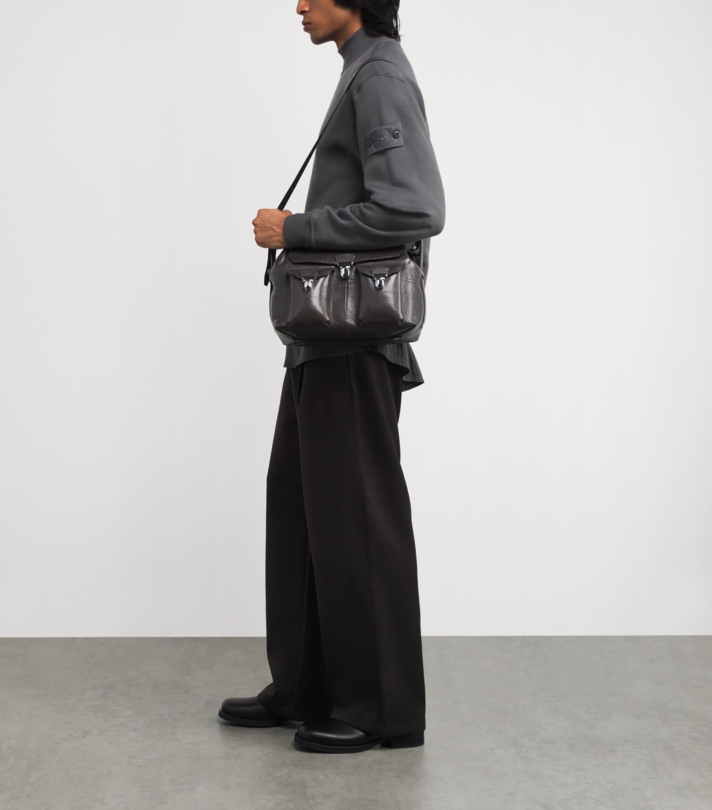 GHOST PIECE Cotton Compass Logo Sweatshirt V0067 Image 2