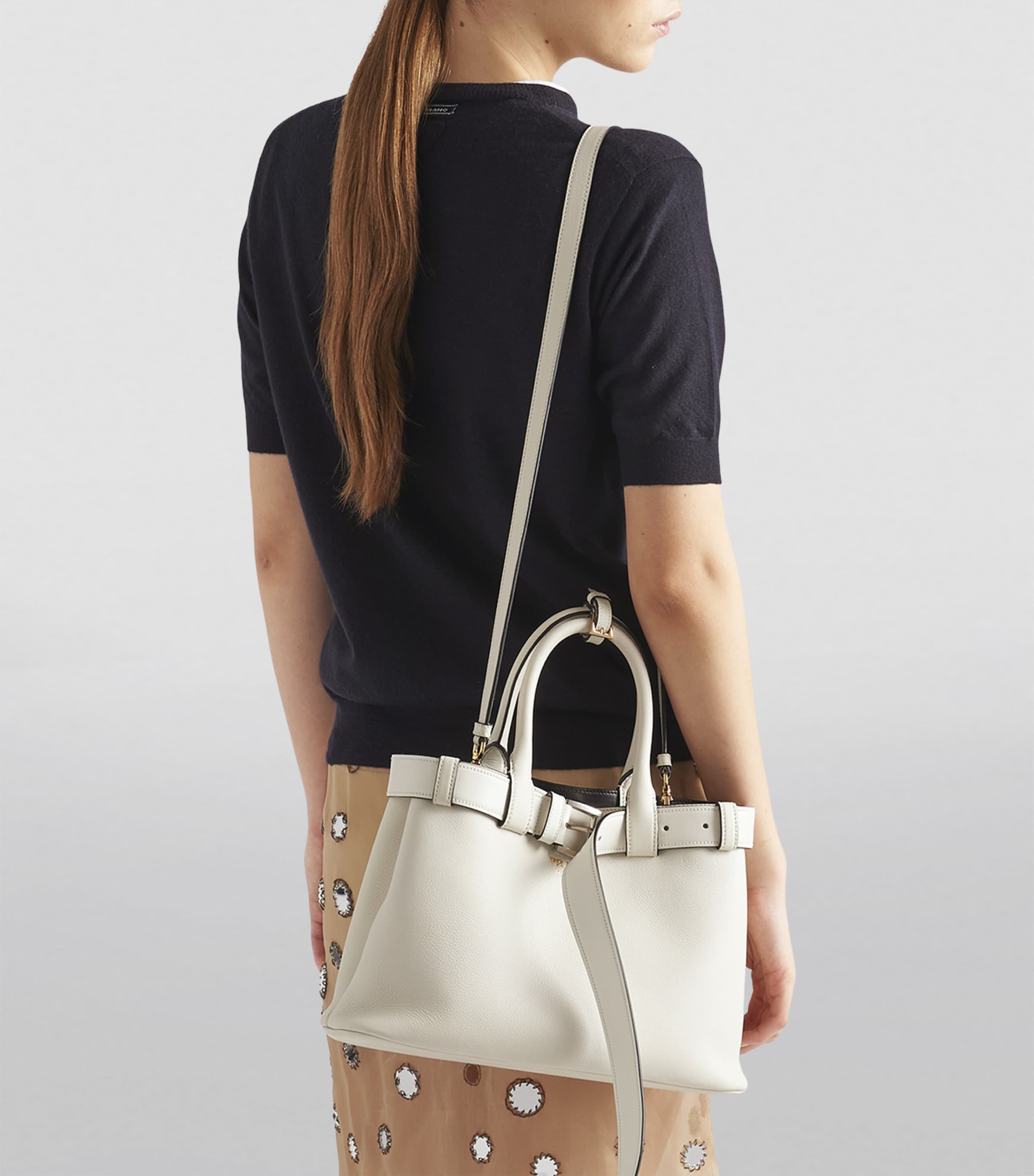 Medium Leather Buckle Tote Bag F0G3Z Image 5