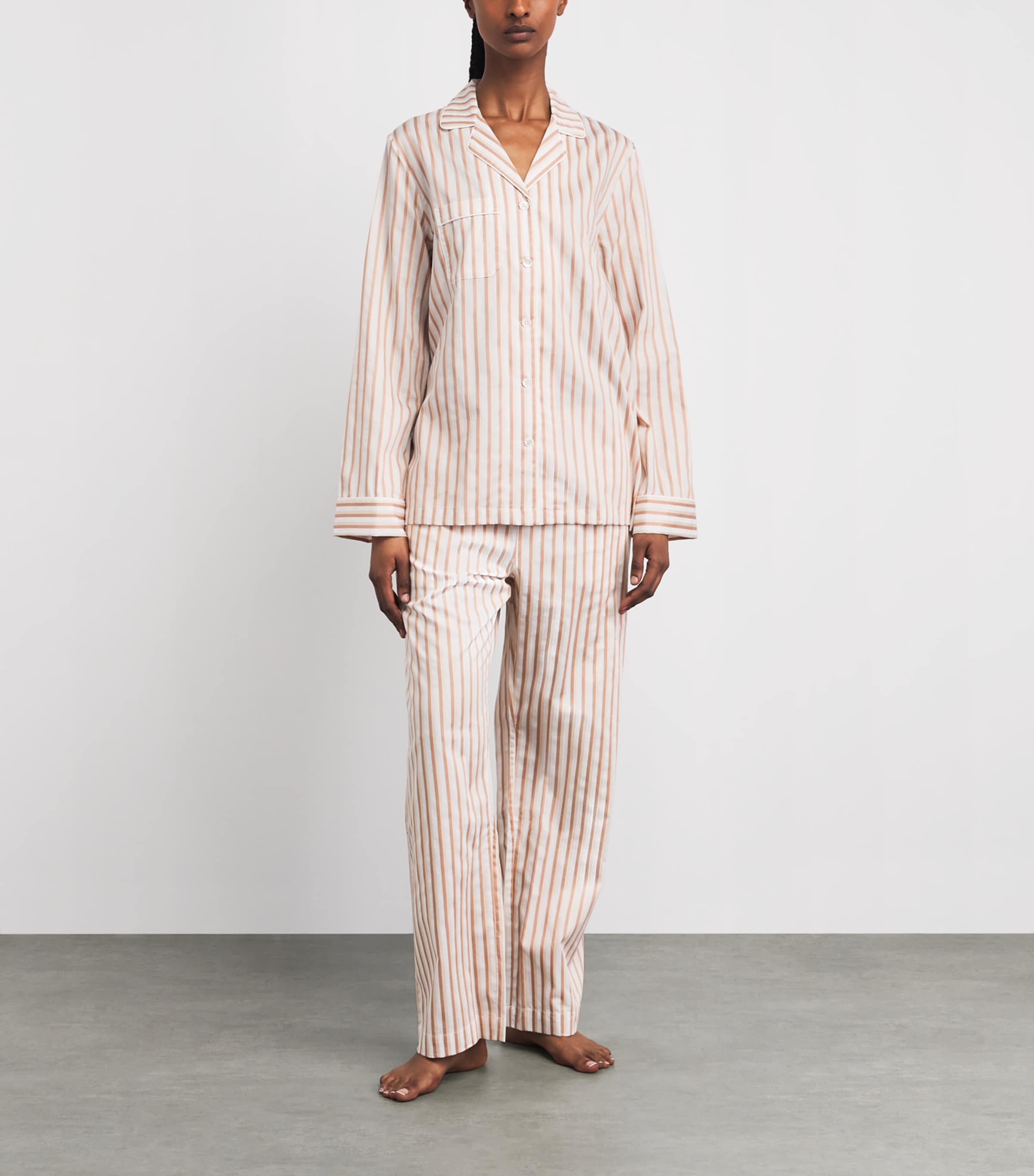 Derek Rose Womens Cotton Capri Pyjama Set Brown Image 2