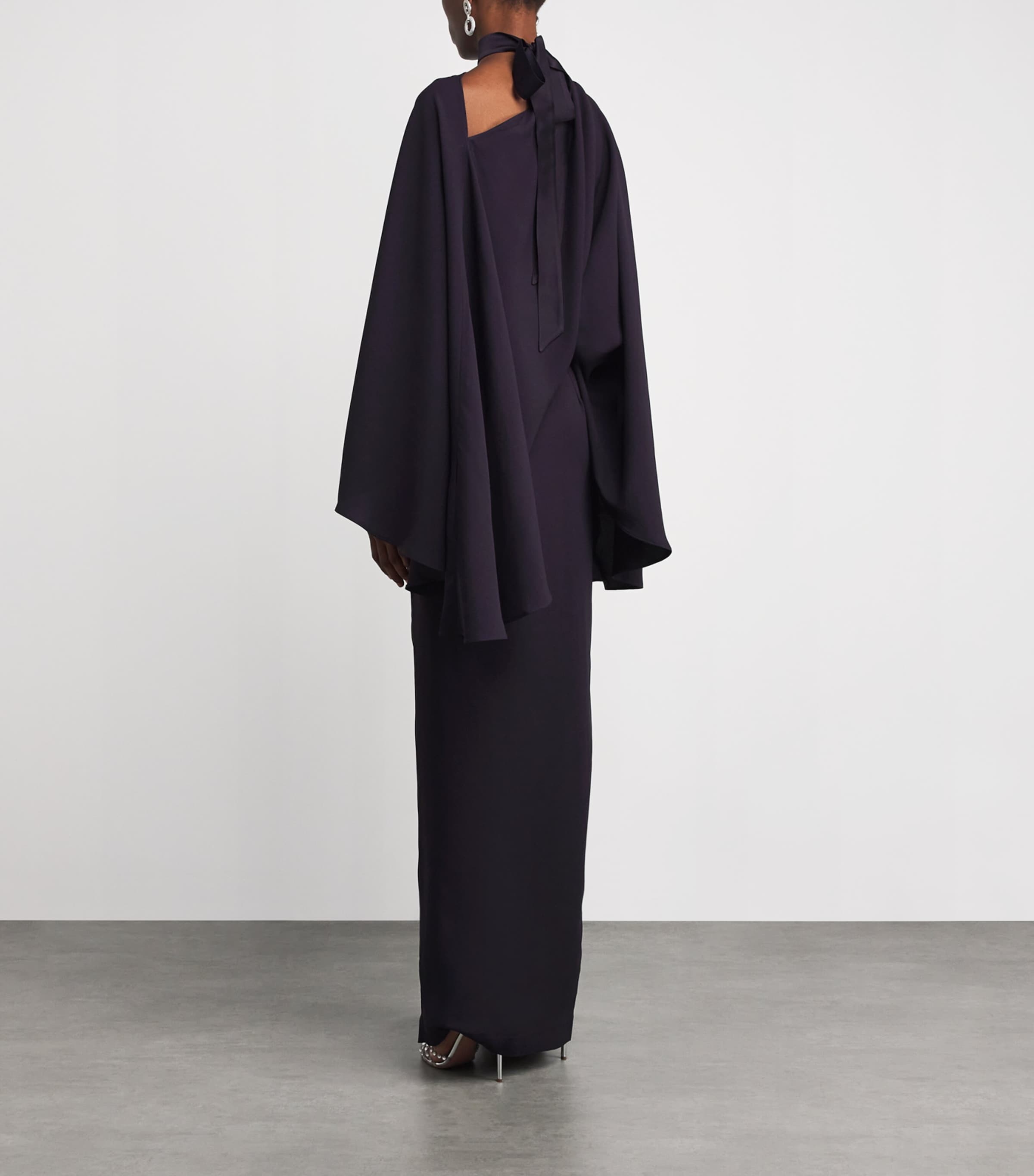 Crepe Cady Brooks Maxi Dress LIQUORICE Image 3