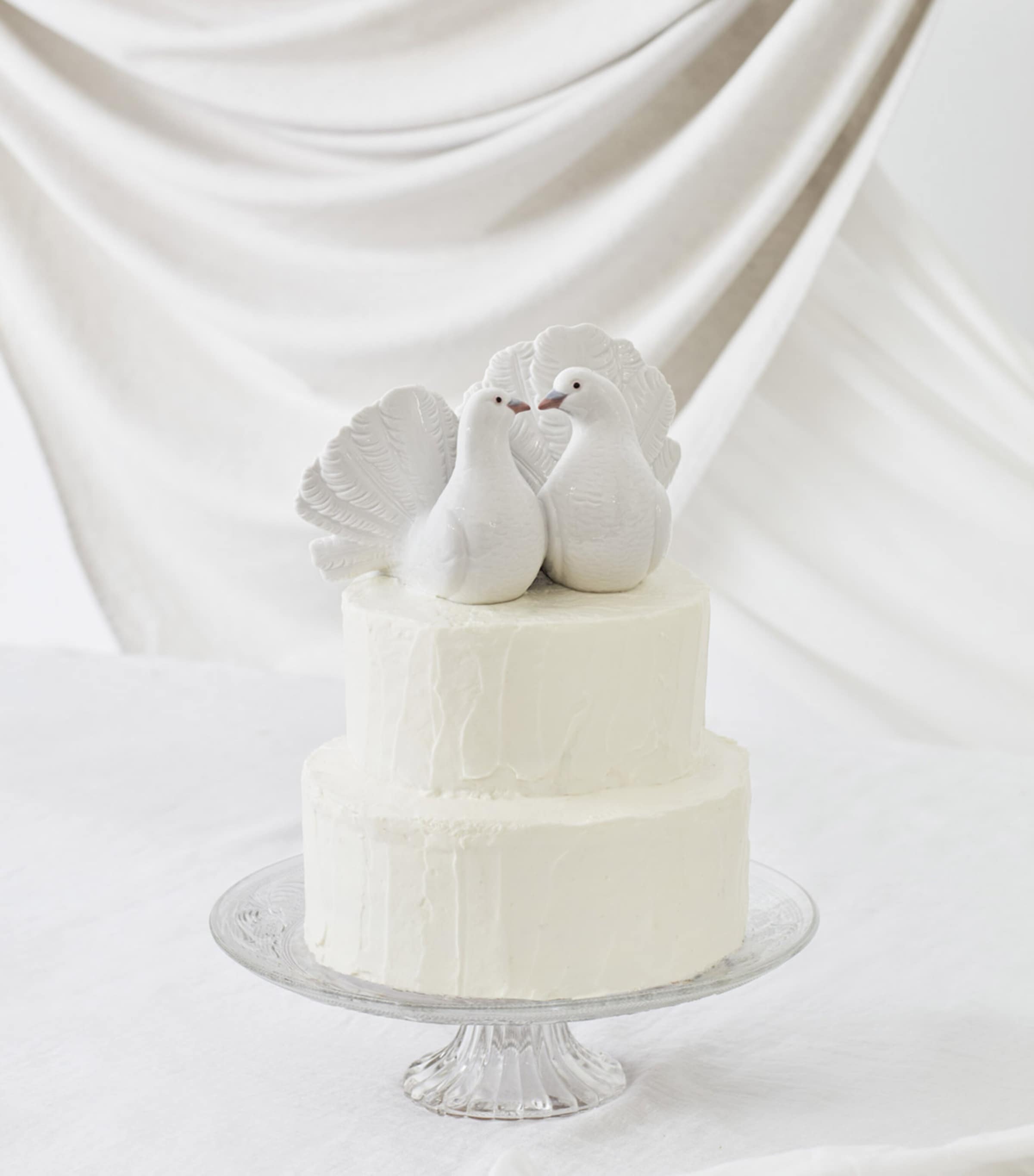 Lladró Couple of Doves Figurine White Image 2