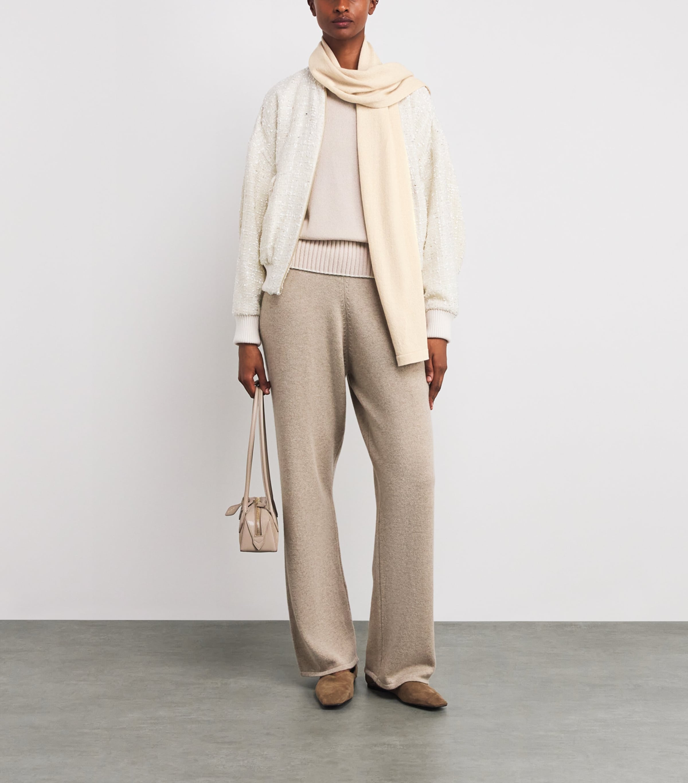 Eleventy Cashmere Scarf Sabbia Image 2