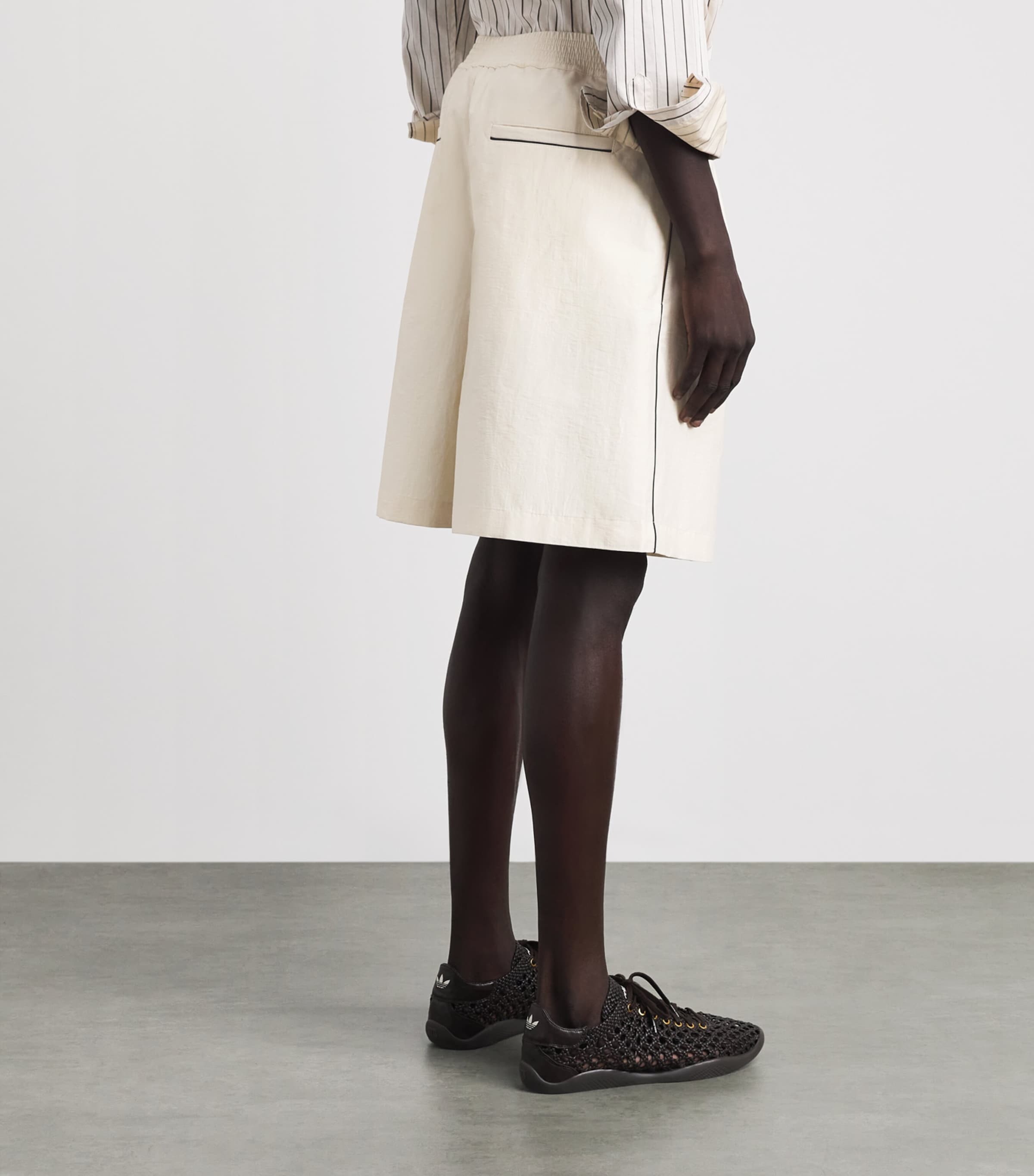Jacquemus Mens Pleated Pyjama Shorts Off White Image 5