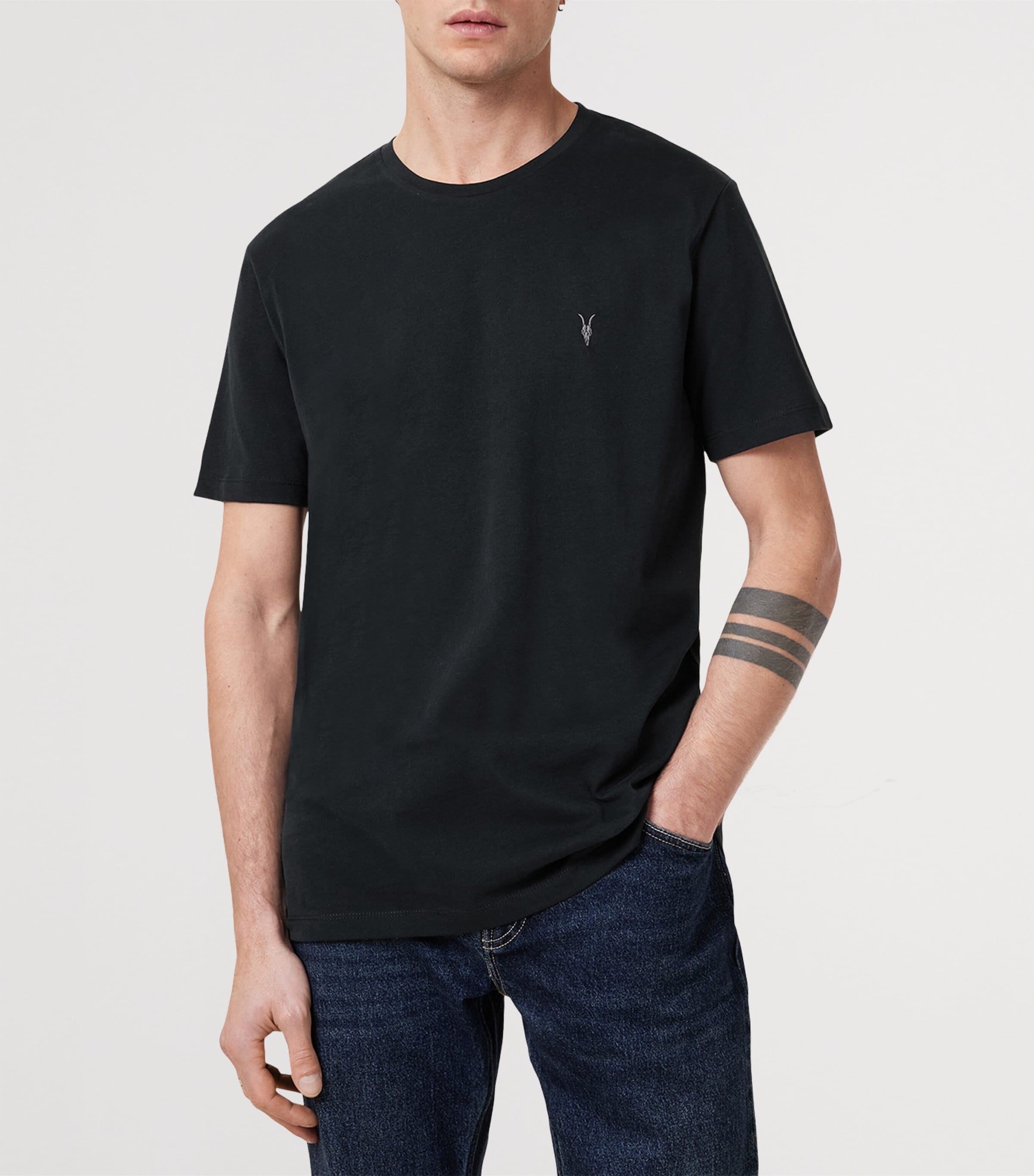 Organic Cotton Brace T-Shirt JET BLACK Image 3