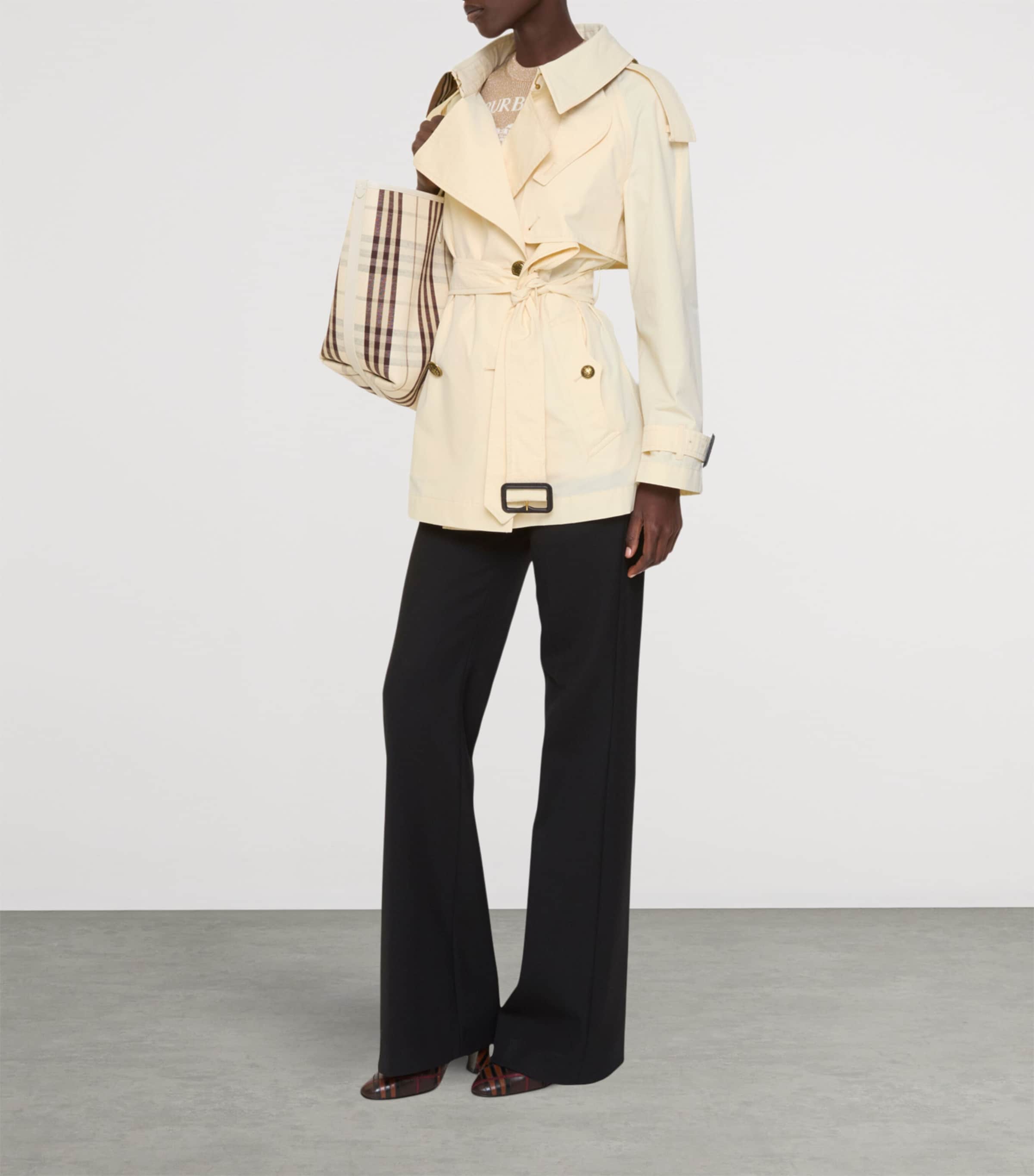 Short Gabardine Fitzrovia Trench Coat CERAMIC WHITE WW PRO Image 2