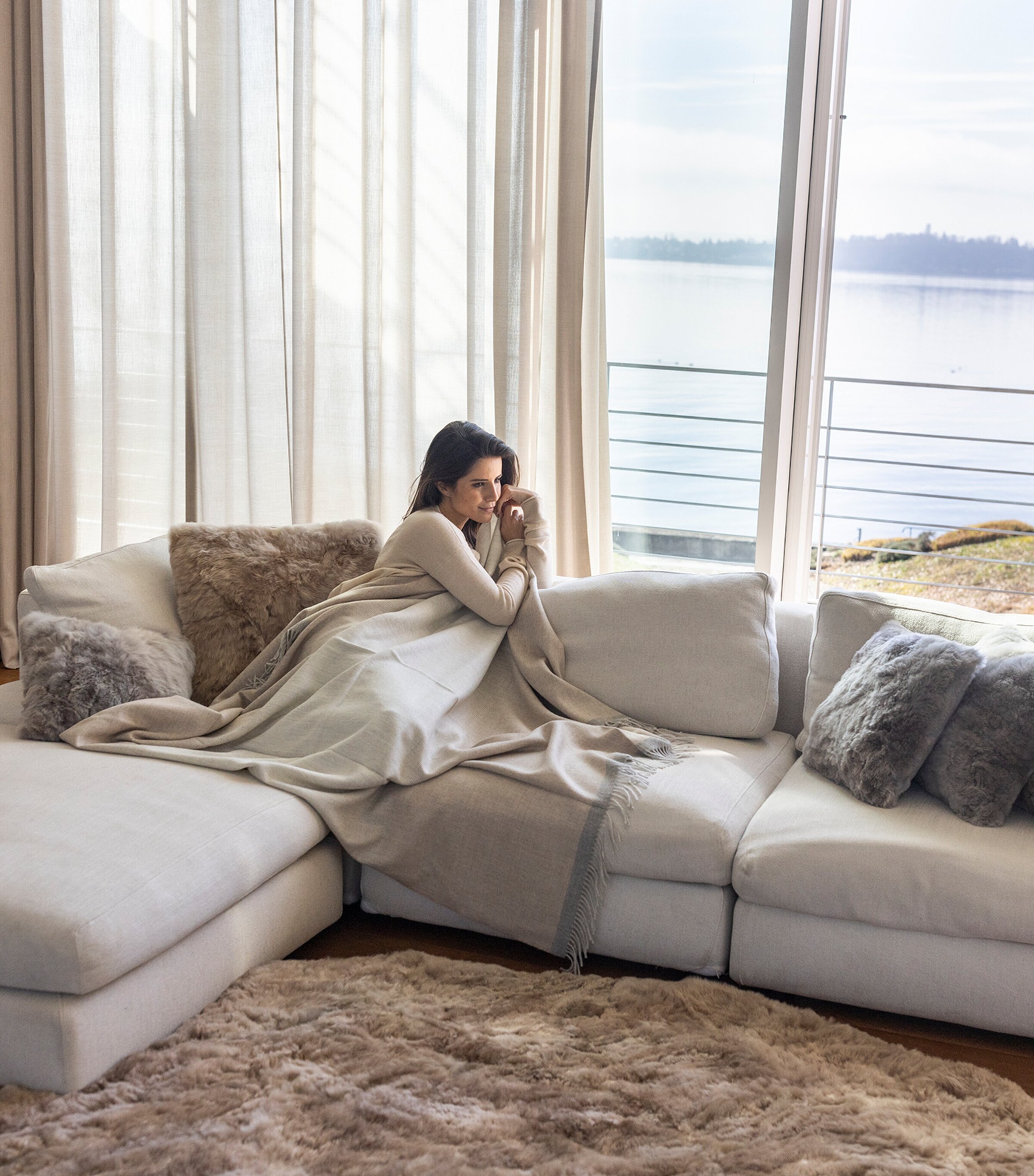Weich Plaid Merima Throw (180cm x 130cm) | Harrods CA