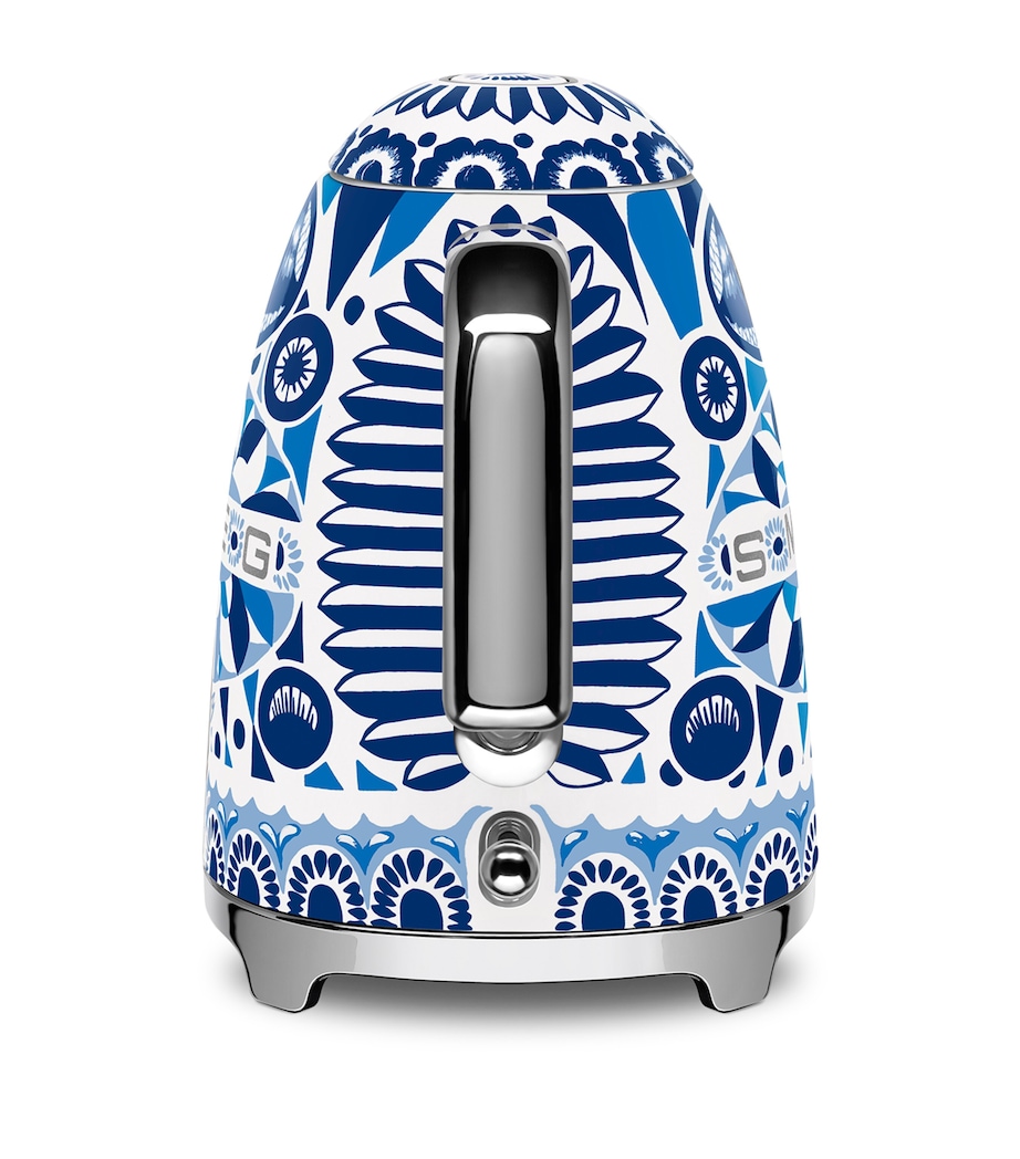 x Dolce & Gabbana Blu Mediterraneo Kettle (1.7L) WHITE & BLUE Image 4