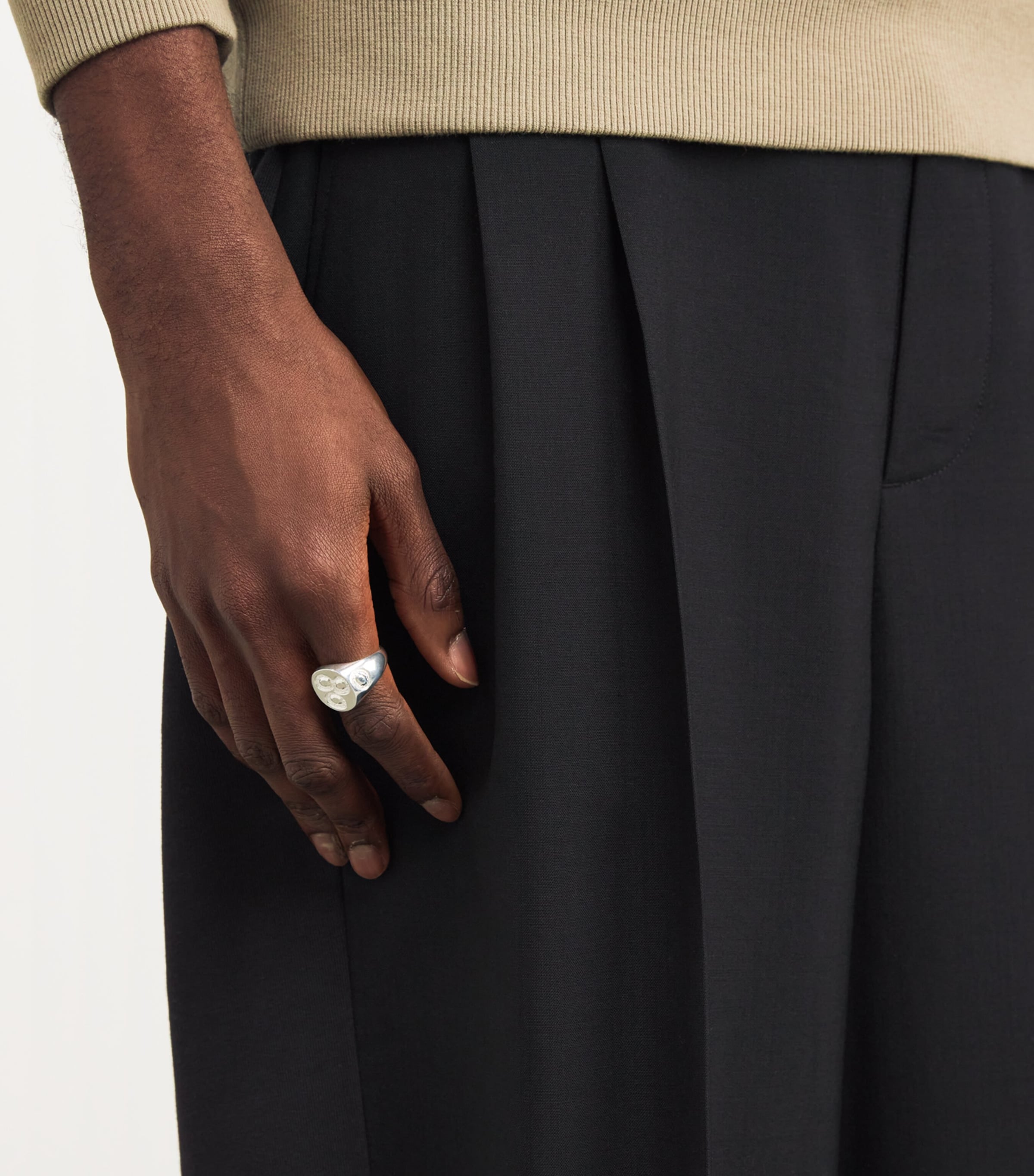 Oval Chloroplast Impression Signet Ring SILVER (925) Image 5