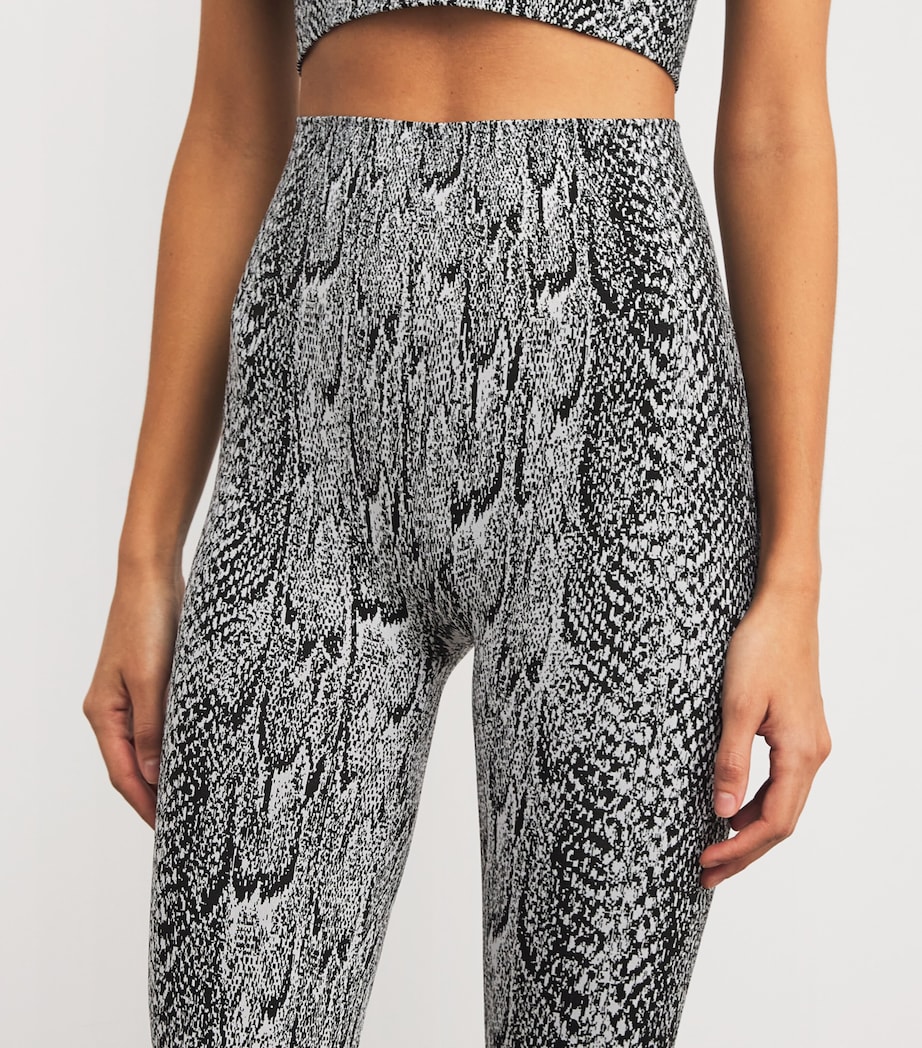 Seamless Python-Print Leggings 8222 WHITE BLAC Image 6