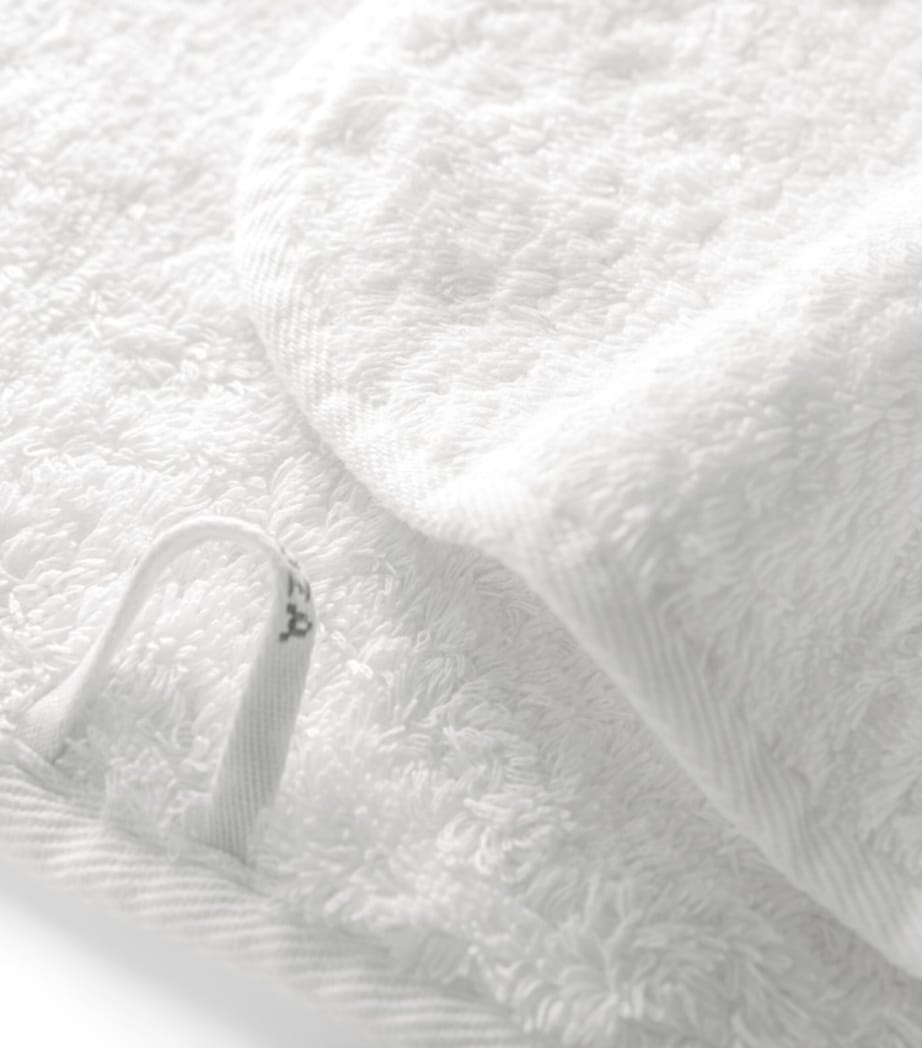 GRACCIOZA Egyptian Cotton Portobello Bath Towel (70cm x 140cm) White Image 3