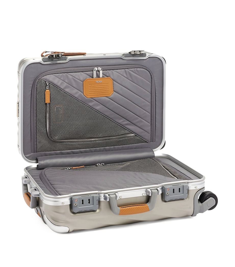 19 Degree Titanium Cabin Suitcase (56cm) TITANIUM 1864 Image 6