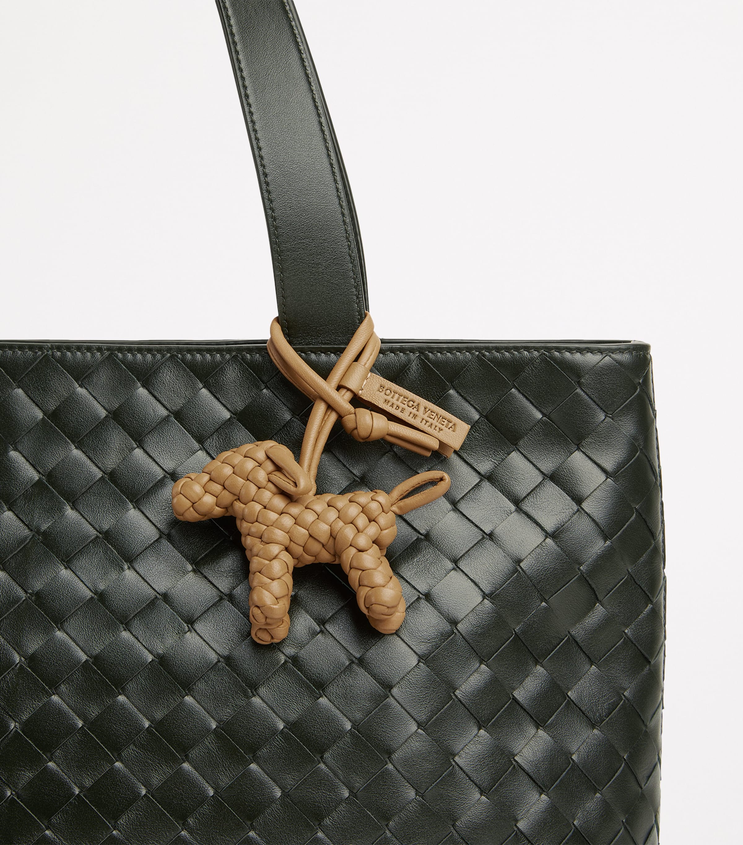 Bottega Veneta お洒落 人気 ドッグ バッグチャーム Bottega Veneta直営店 ドッグ チャーム (BOTTEGA VENETA/バッグ