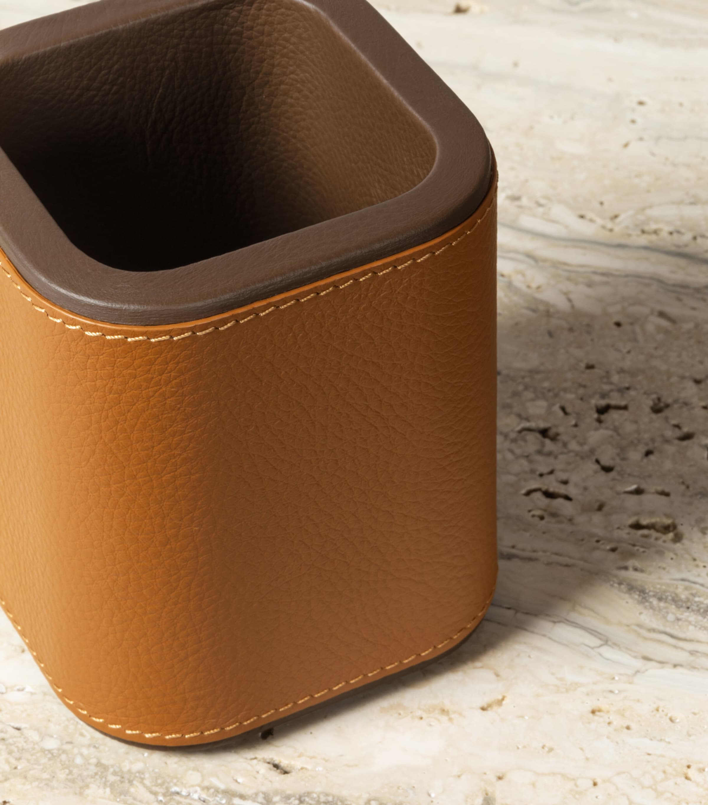 Poltrona Frau Leather Pen Pot Sc India Image 2