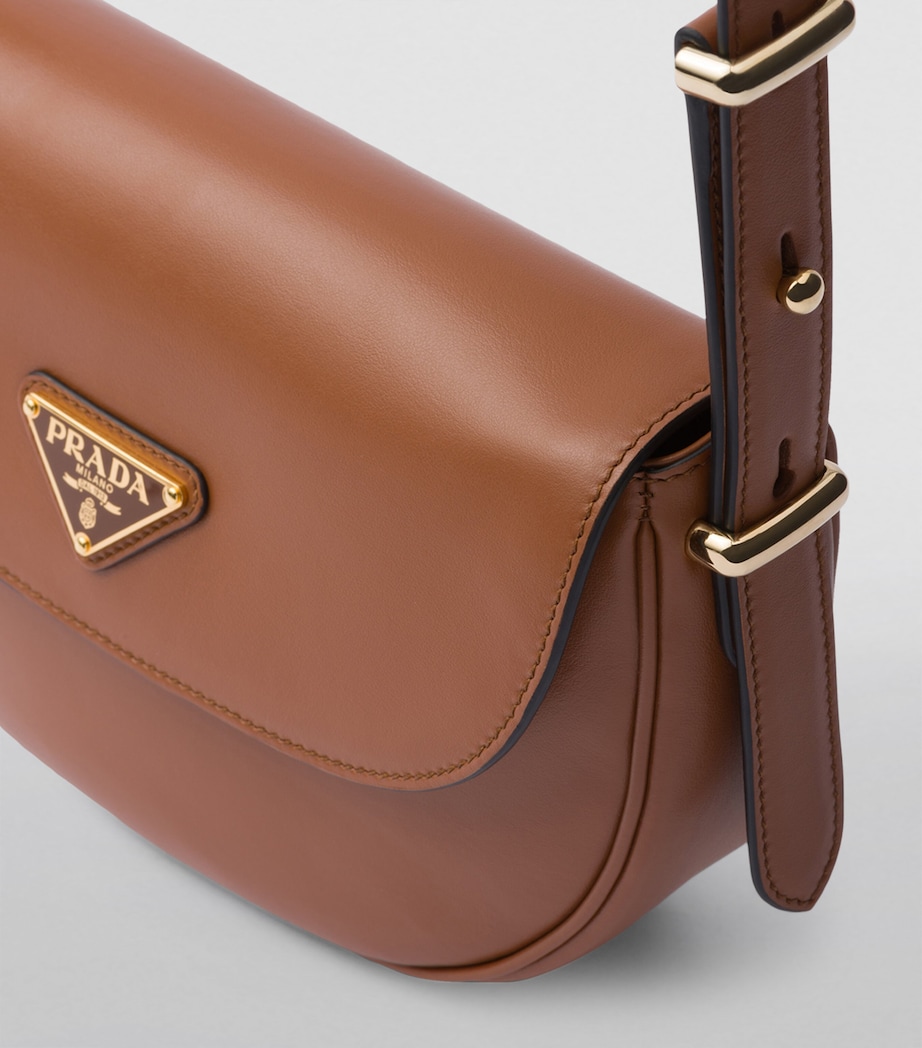 Leather Arqué Flap Shoulder Bag F0XUG Image 9