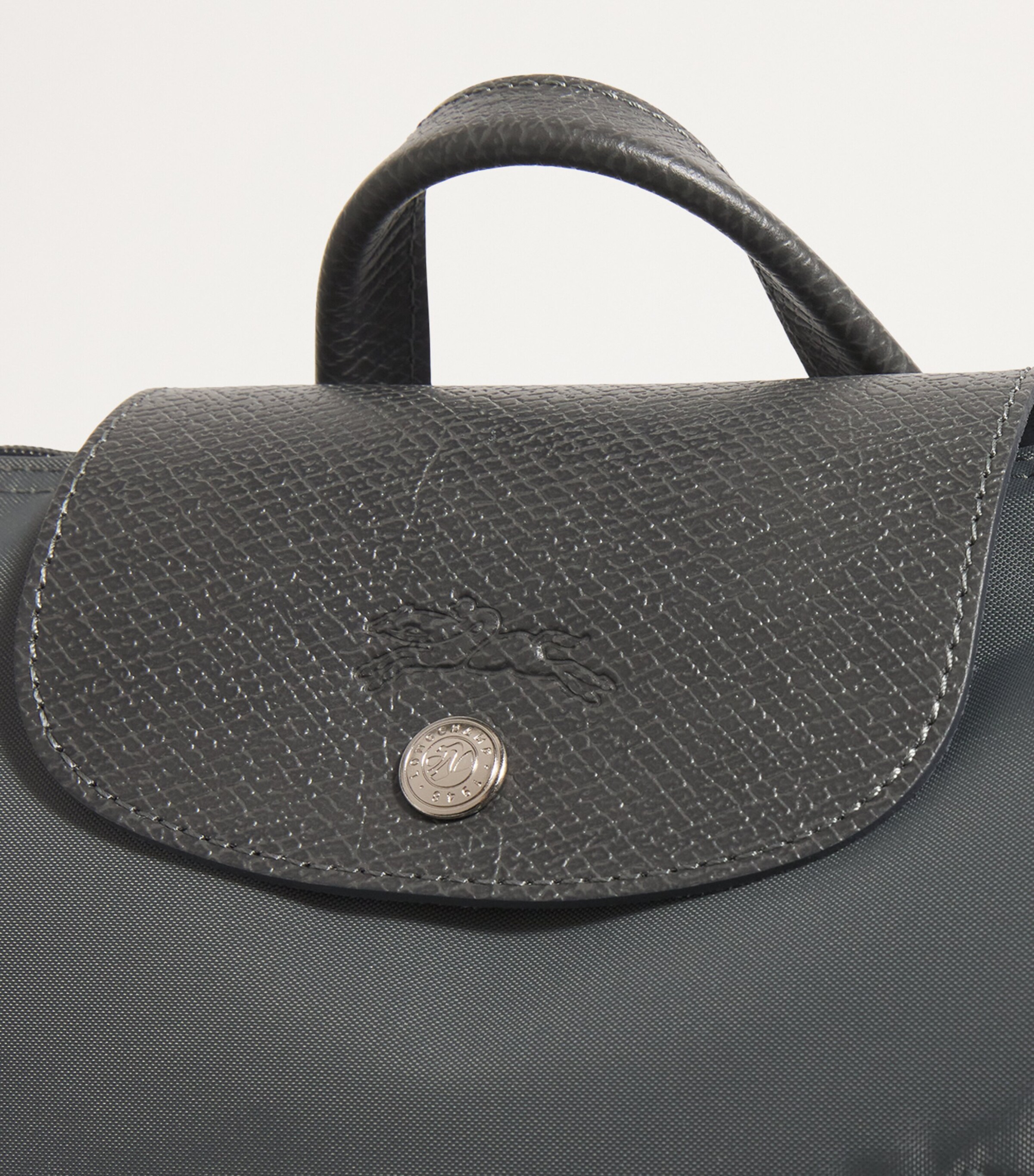 Medium Le Pliage Green Backpack P66 GRAPHITE Image 7