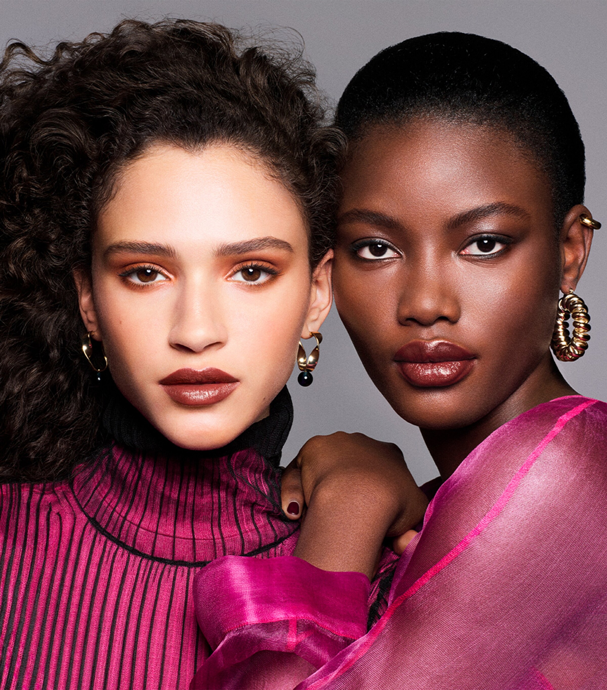 Luxe Lipstick RUBY Image 4