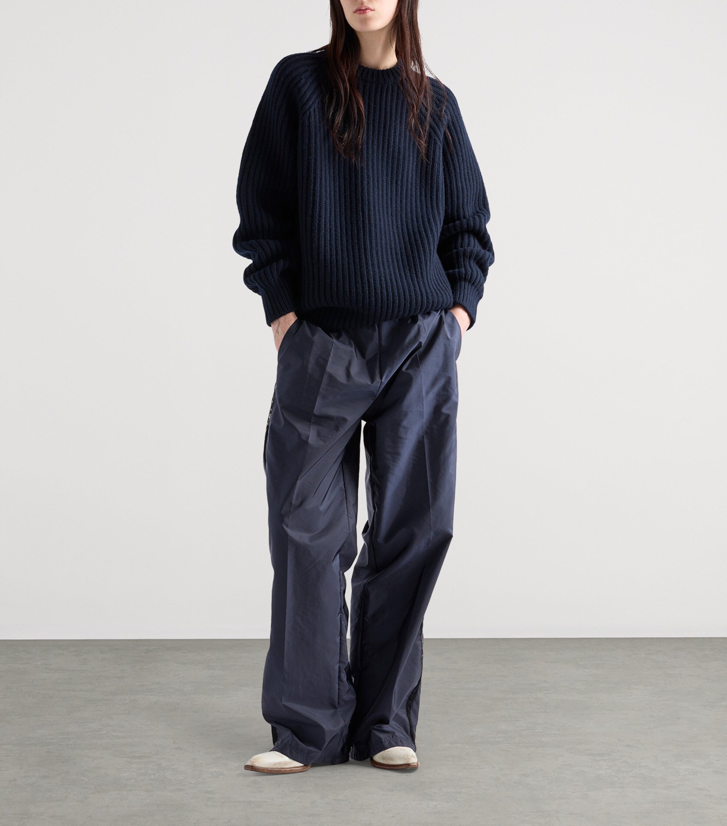 Re-Nylon Lightweight Trousers F0V41 Image 2