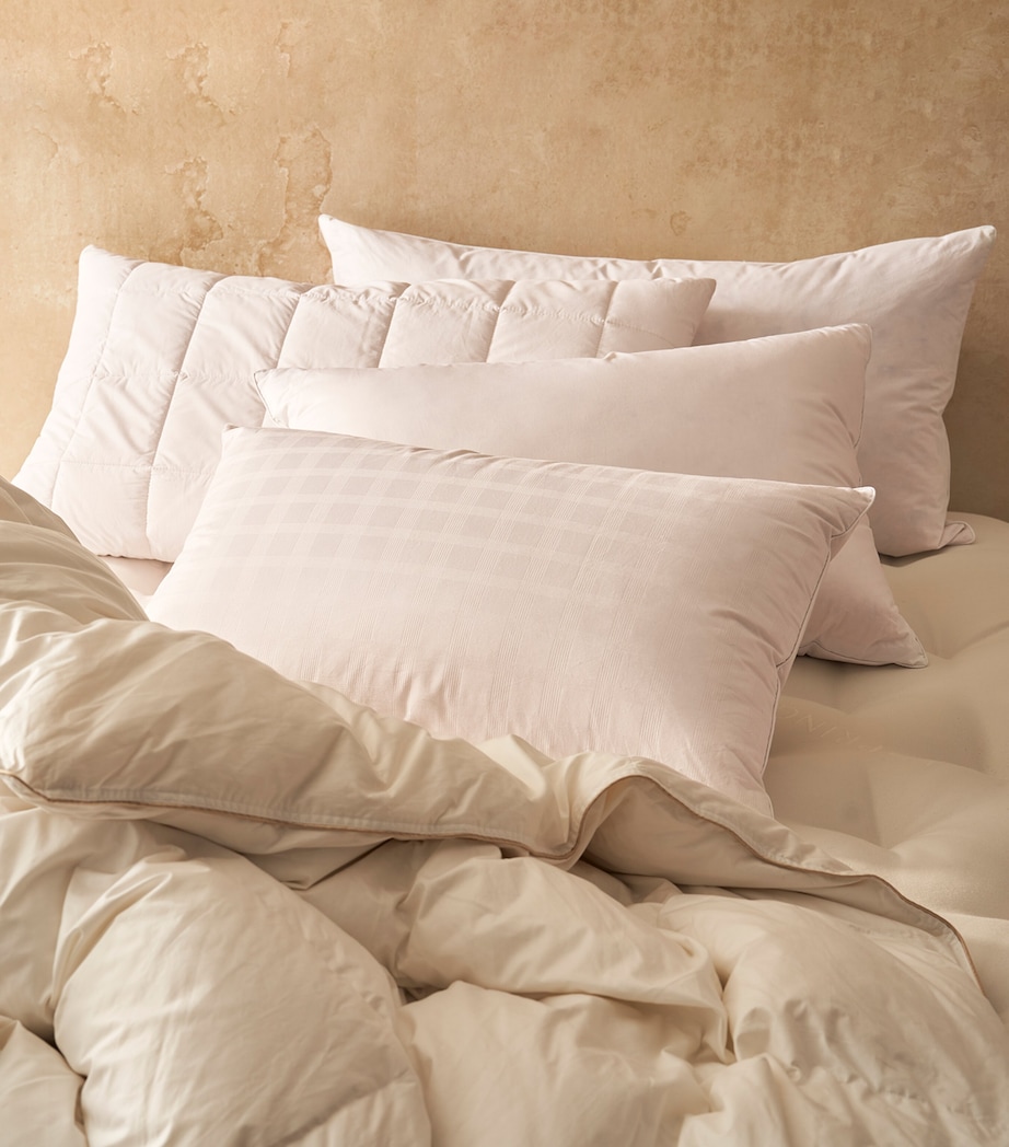 Adjustable Wool-Filled Pillow (75cm x 50cm) WHITE Image 4