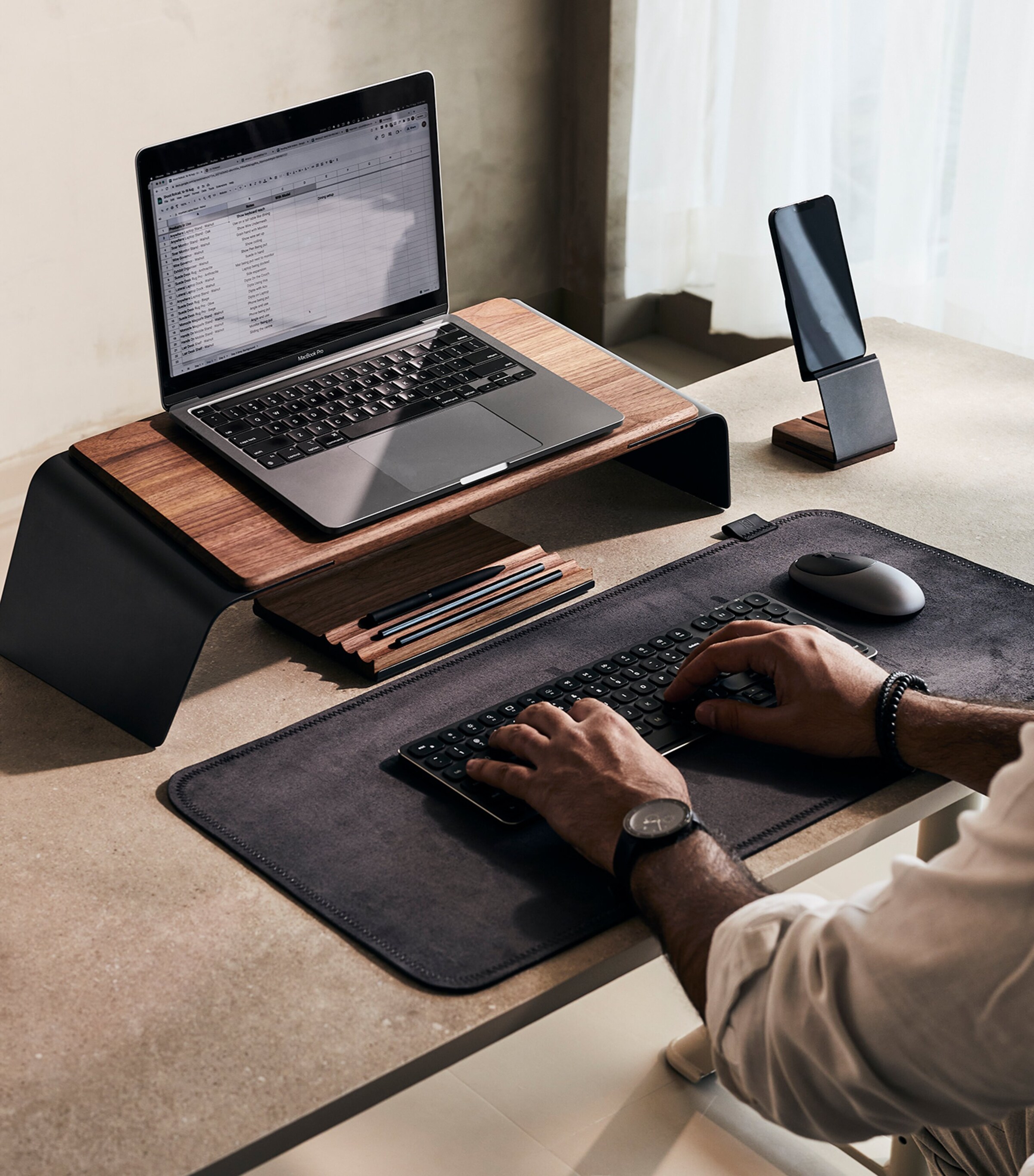 Config 01 Desk Organiser Set WALNUT Image 10