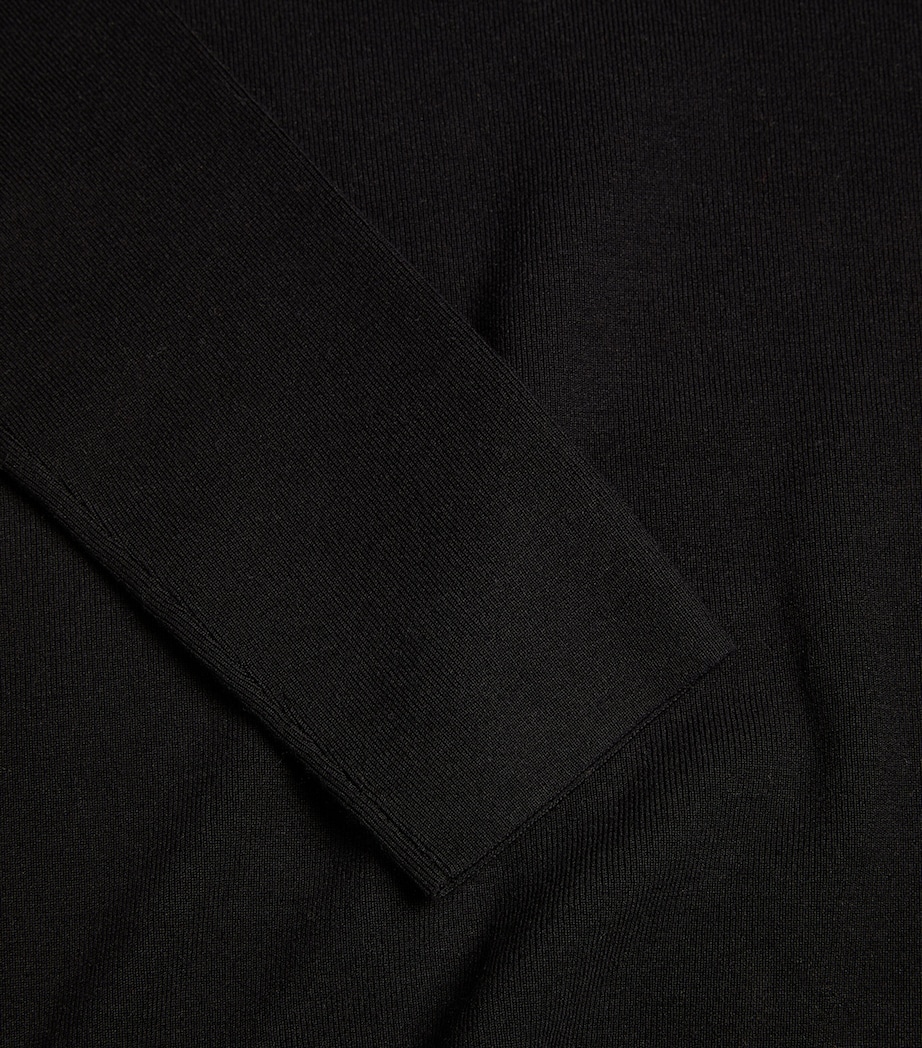 Silk-Stretch V-Neck Top BLACK Image 5