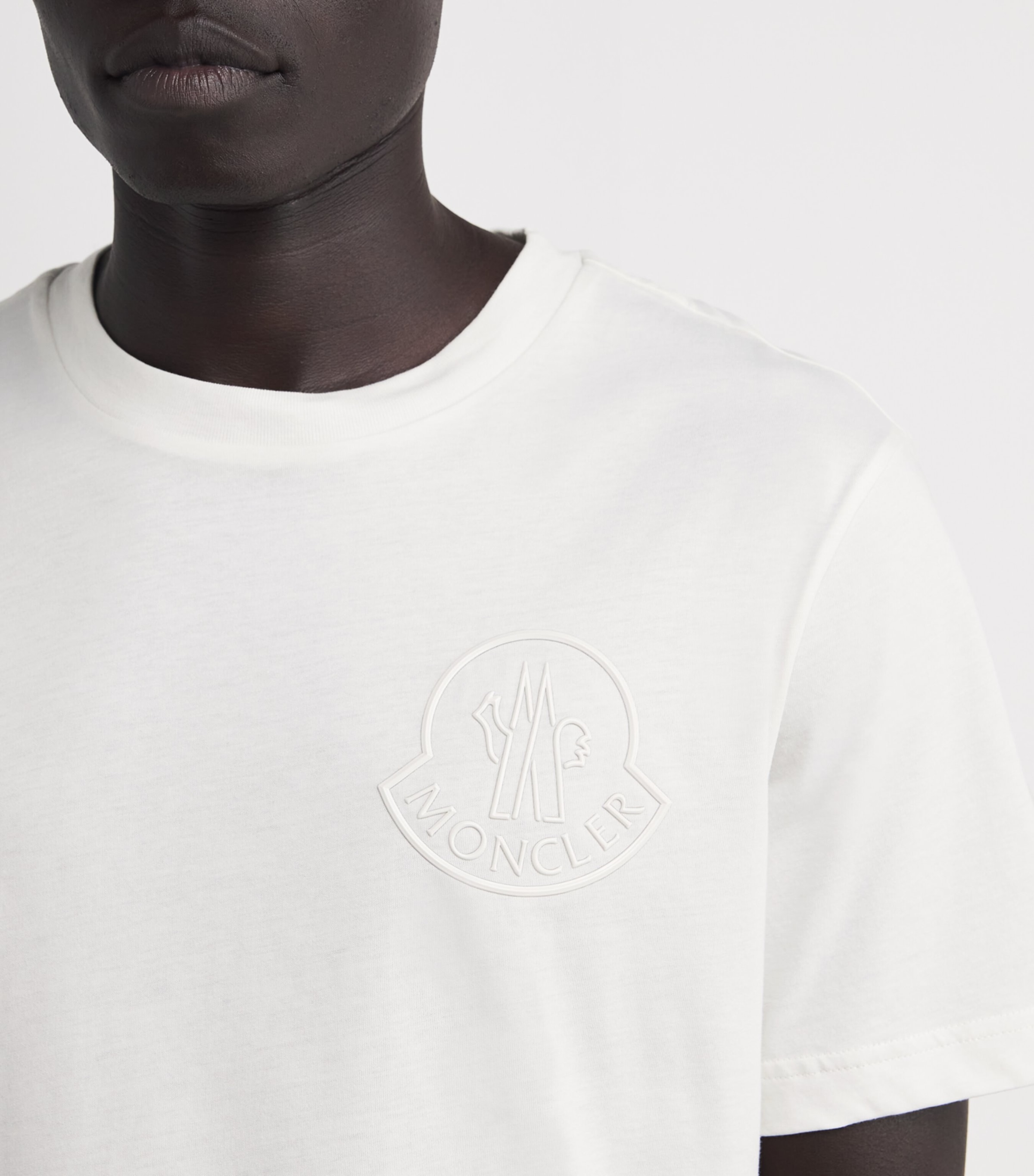 ●MONCLER ●Tシャツ Flocked Logo Cotton T-Shirt Moncler flocked-logo Cotton T-shirt | White | FARFETCH AZ