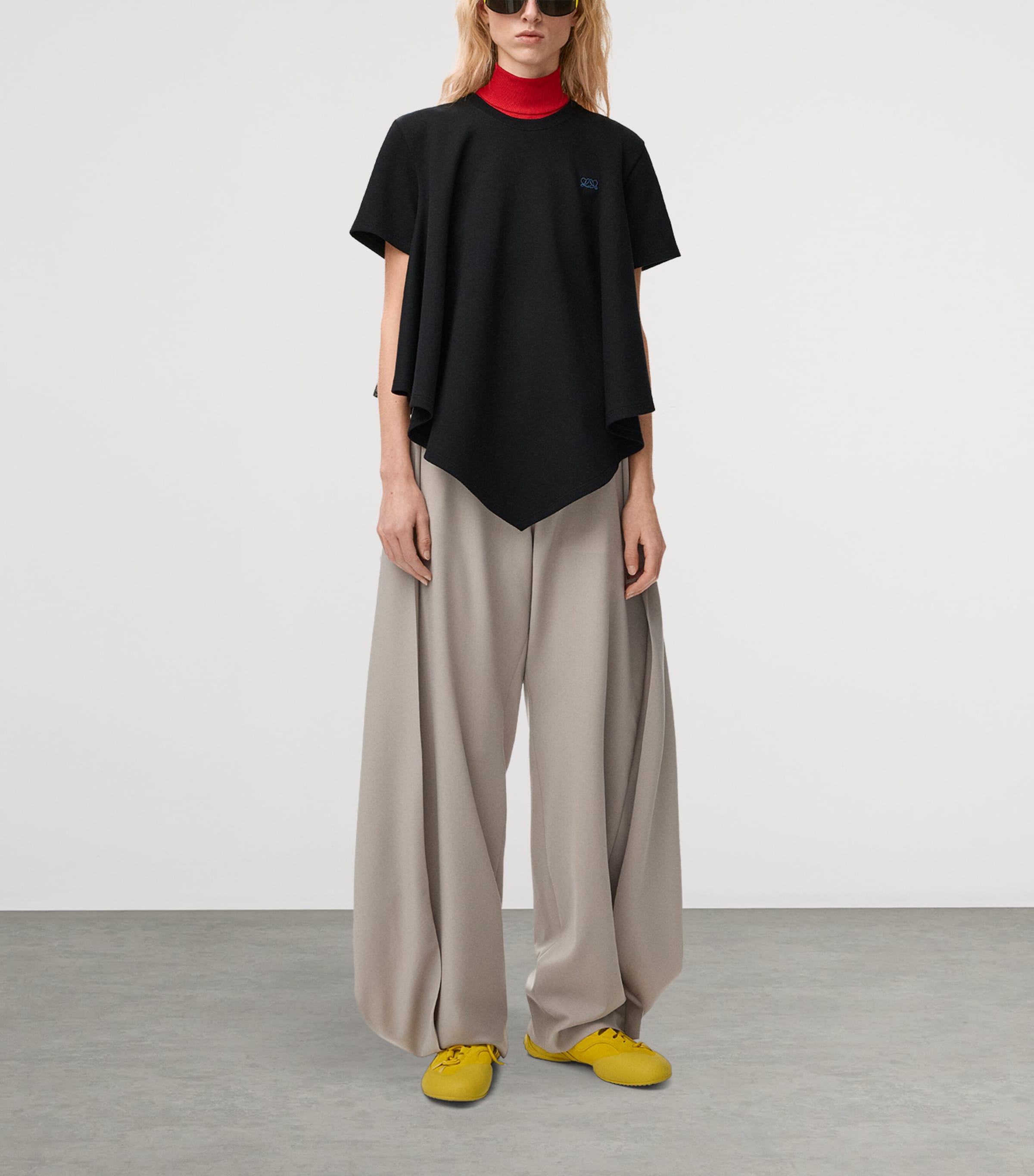 LOEWE Womens Cape-Detail T-Shirt Black Image 2