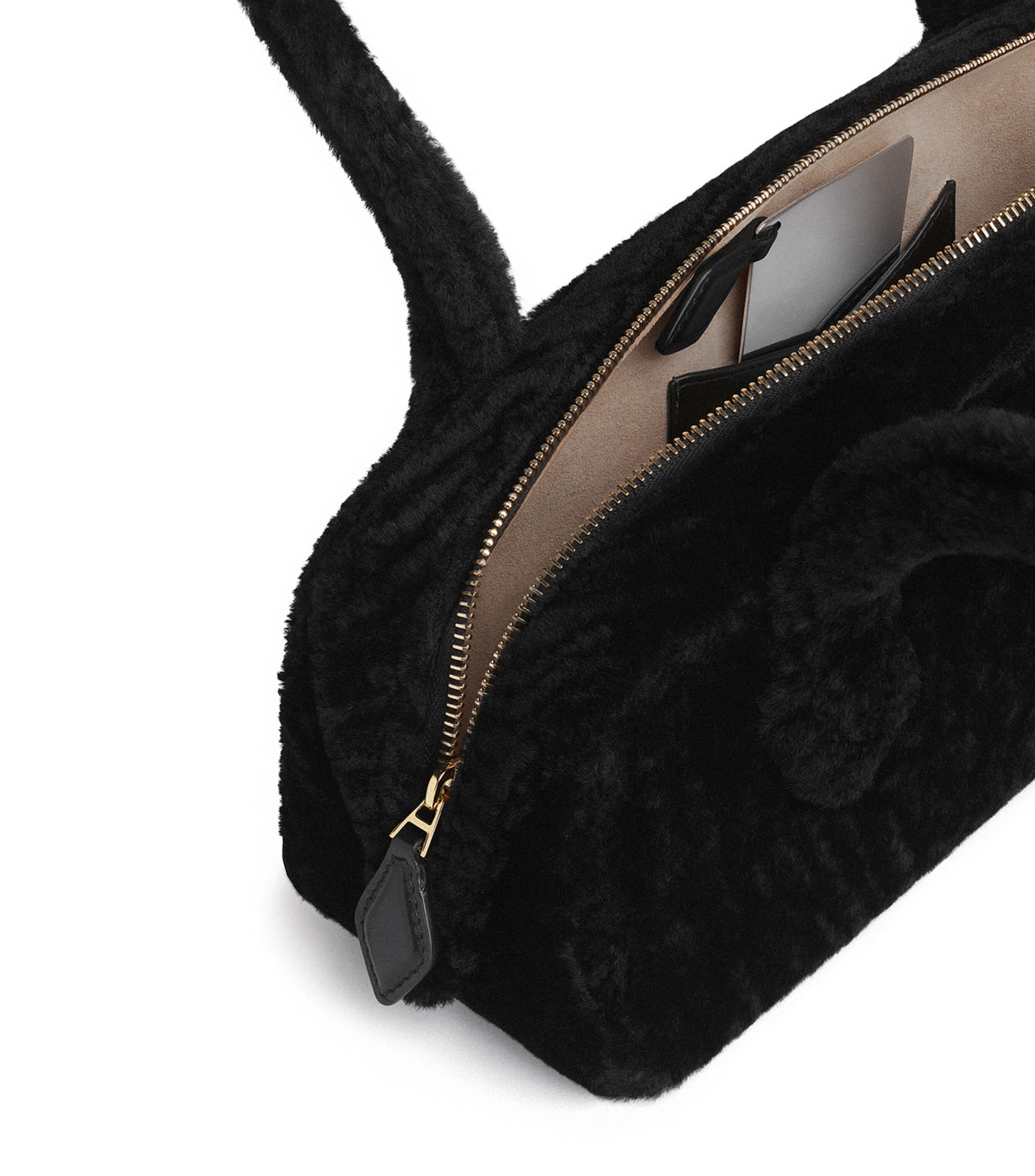 Alaïa Medium Shearling Le Teckel Shoulder Bag Noir Image 4
