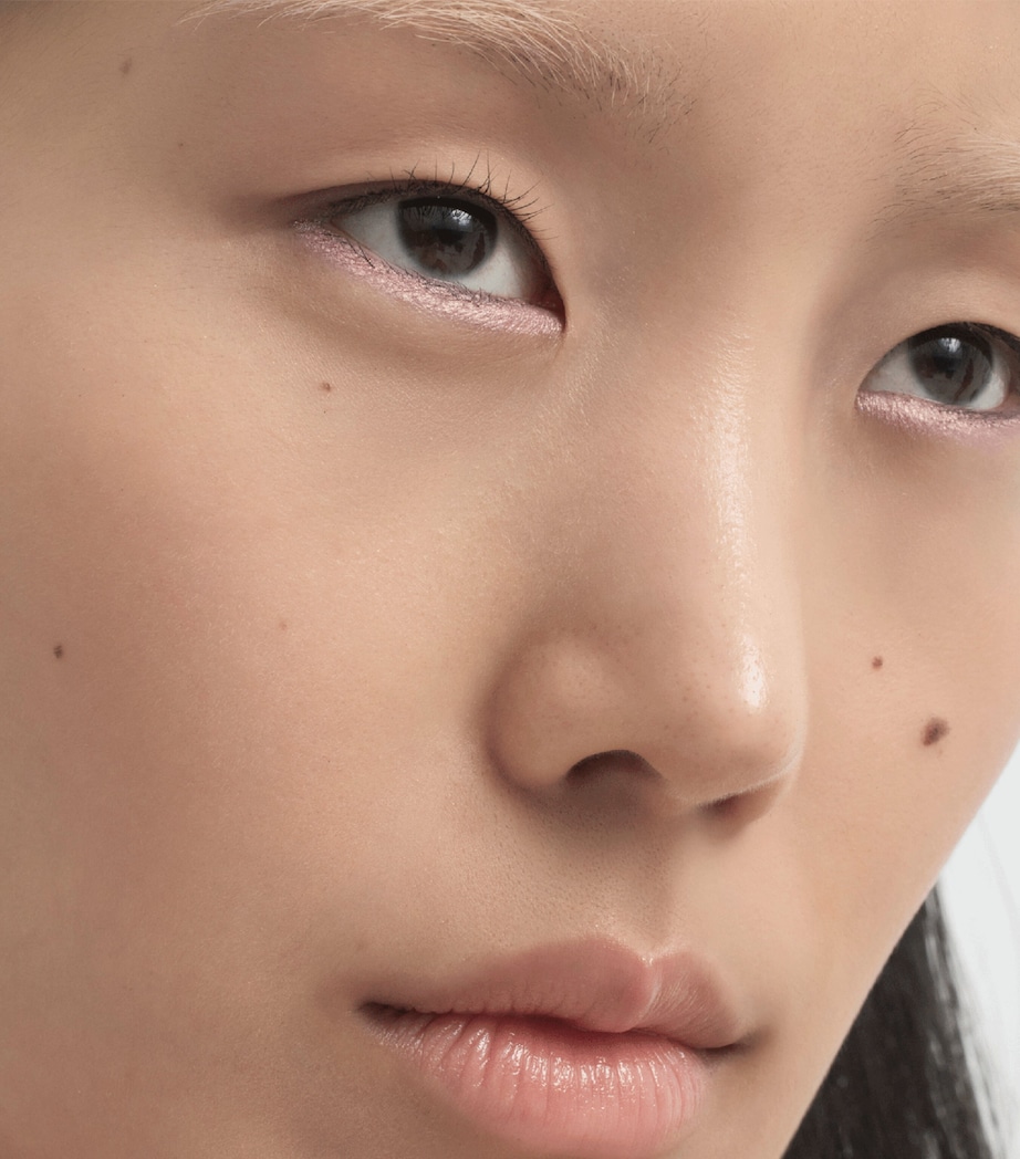 EyeWear Longwear Eyeshadow Stick BALLET Image 2