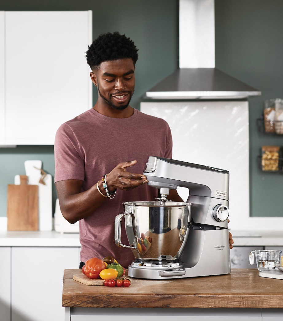Titanium Chef Baker XL Stand Mixer (7L) SILVER Image 6
