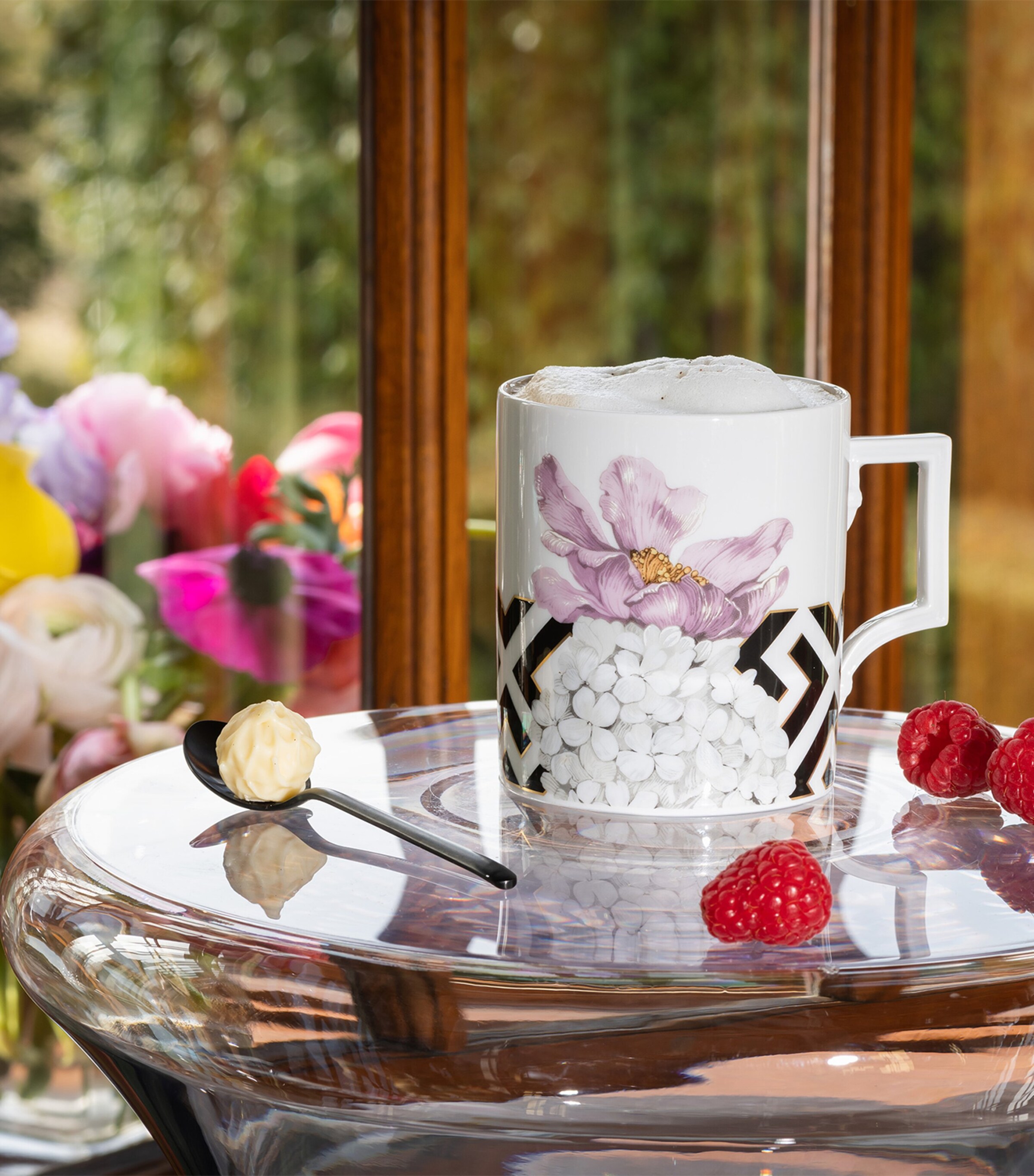 Meissen Porcelain Royal Flower Mug Image 5