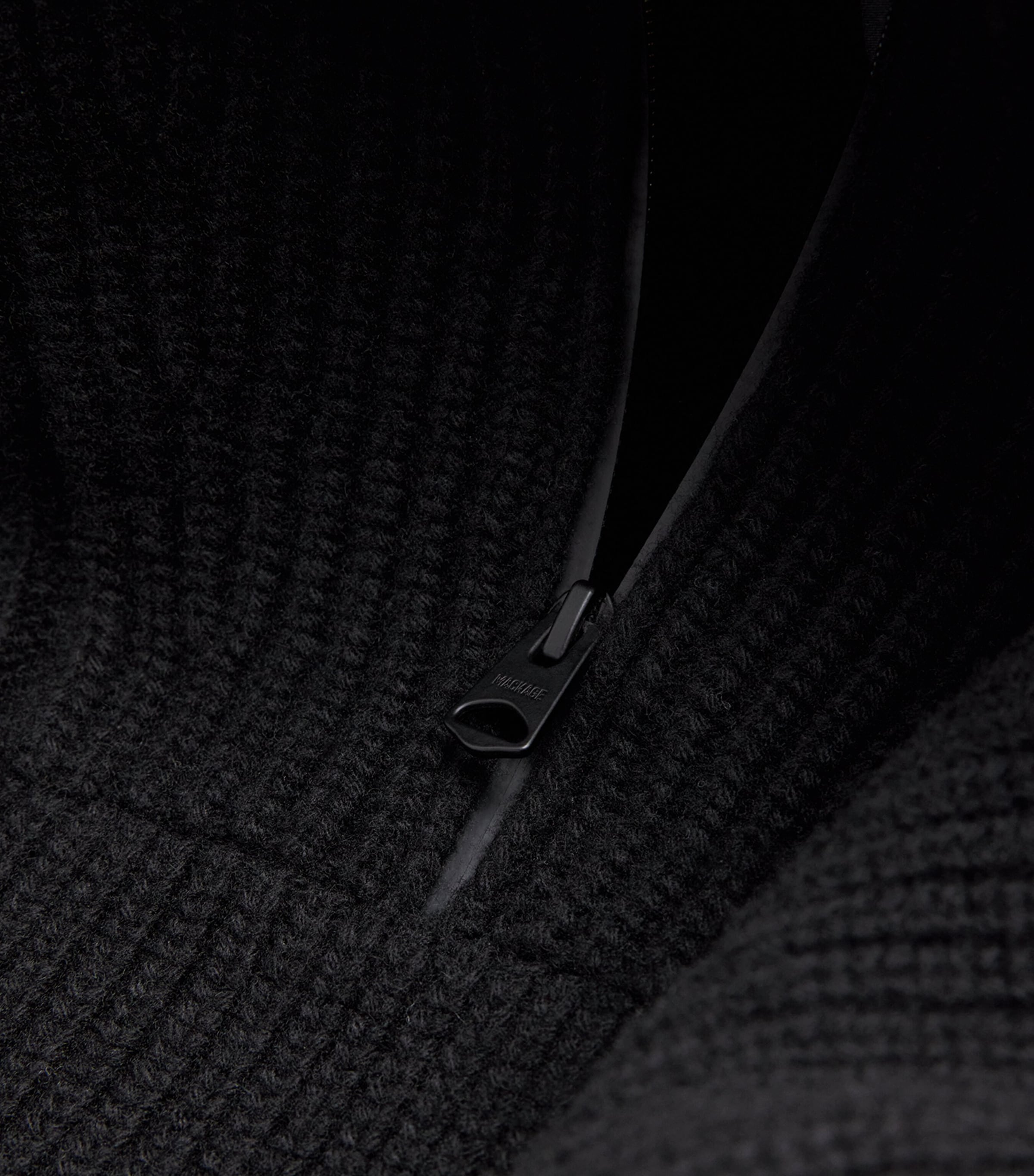 Wool Mario Quarter-Zip Sweater BLACK A Image 5