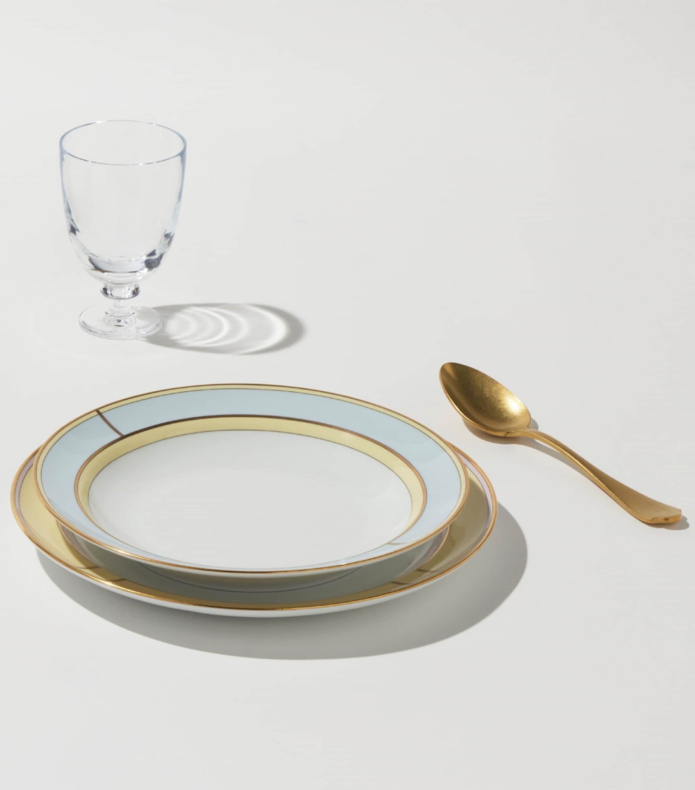 Porcelain Colonna Diva Celeste Soup Plate (24cm) G00134903 Image 2