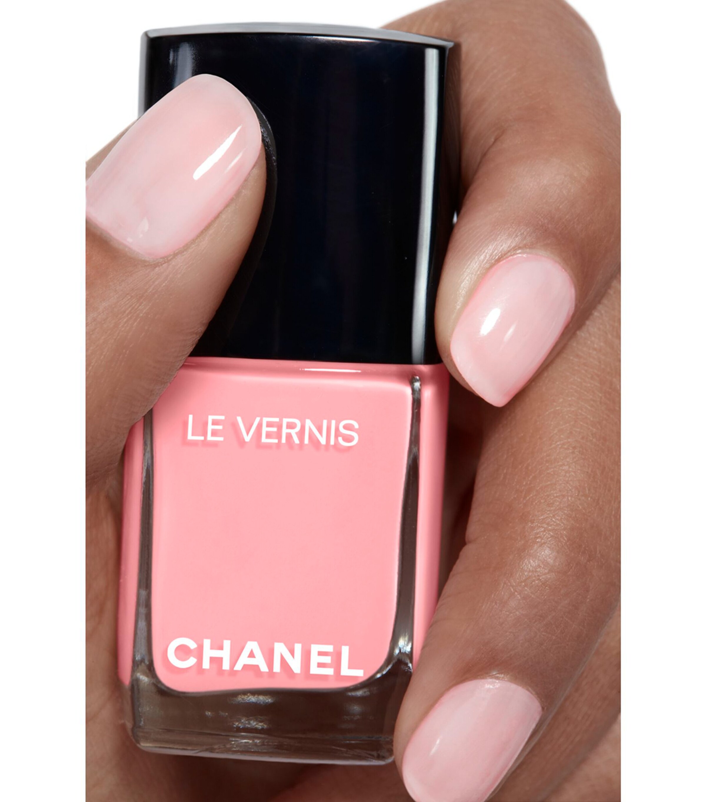 CHANEL LE VERNIS Longwear Nail Colour | Make-up | Nails | Nail Polish | Designers | CHANEL | Beauty CHANEL LE VERNIS Longwear Nail Colour | Make-up | Nails | Nail Polish | Designers | CHANEL | Beauty